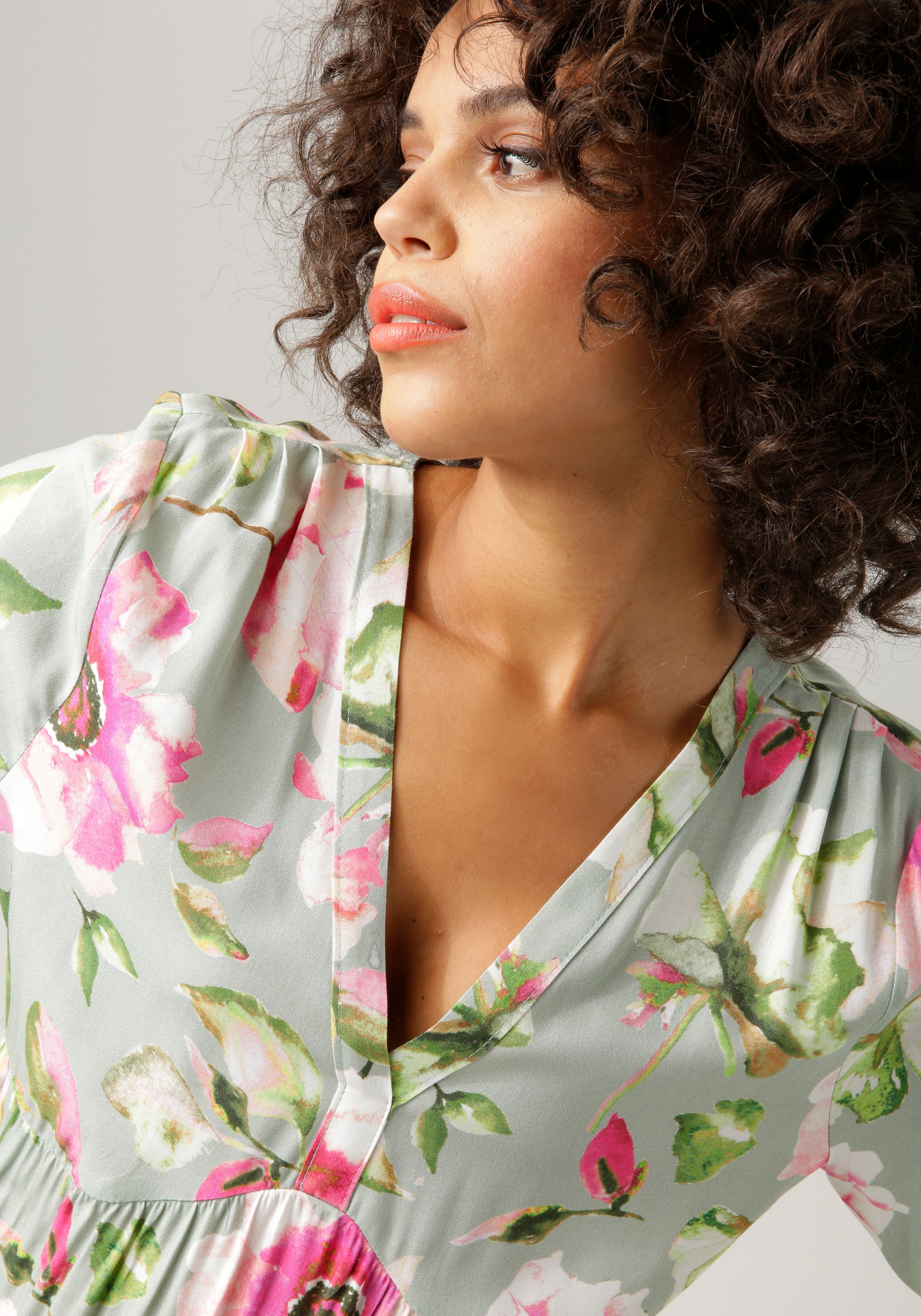 Aniston CASUAL Tunikakleid, mit kaufen online Blumendruck fantasievollem
