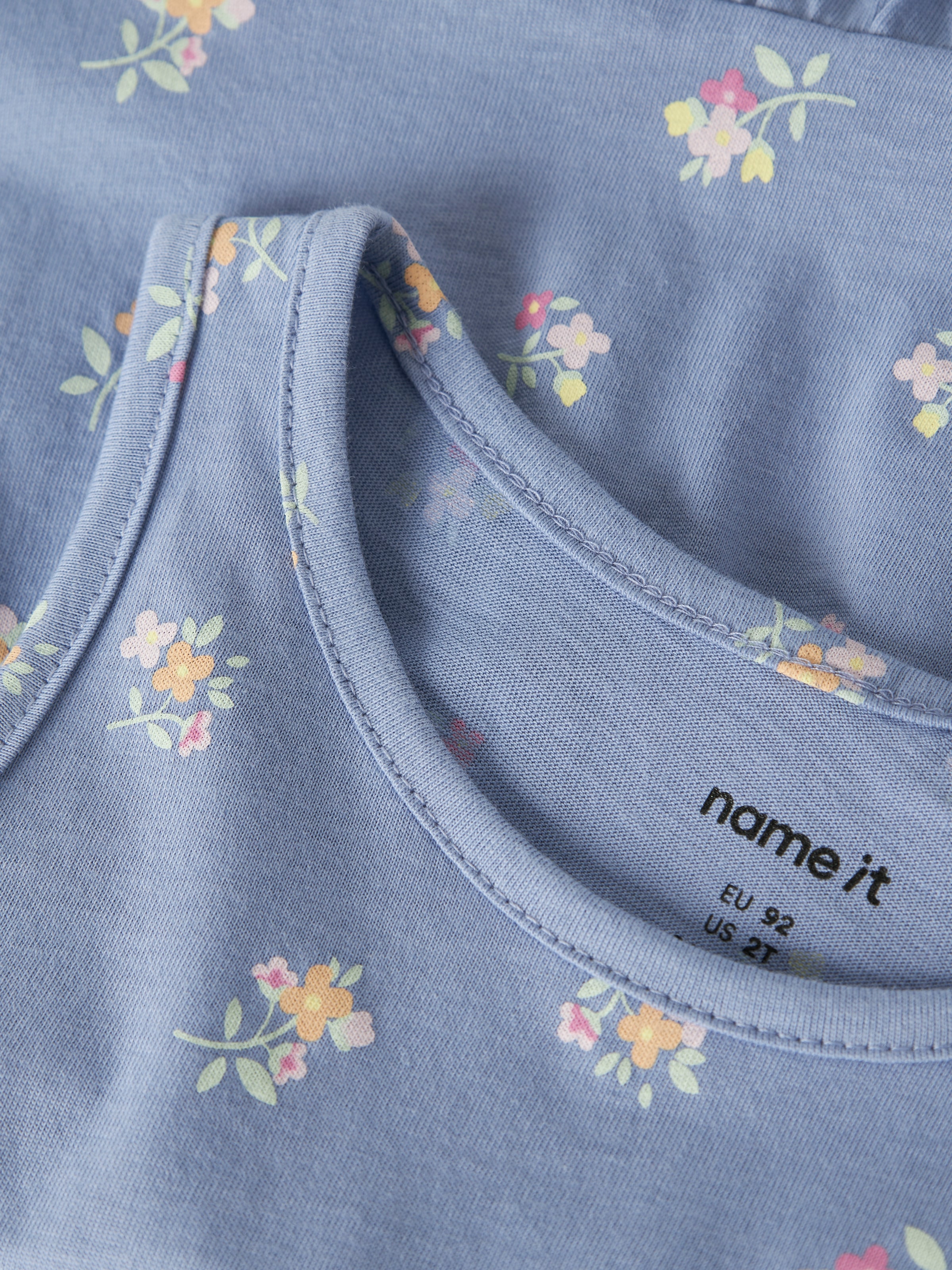 Name It Minikleid »NMFVIGGA SPENCER DRESS« im sommerlichen Alloverprint