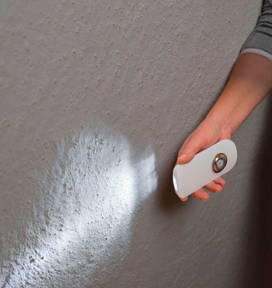 Brennenstuhl LED Nachtlicht, mit Infrarot Bewegungsmelder, inkl. abnehmbarer Taschenlampe