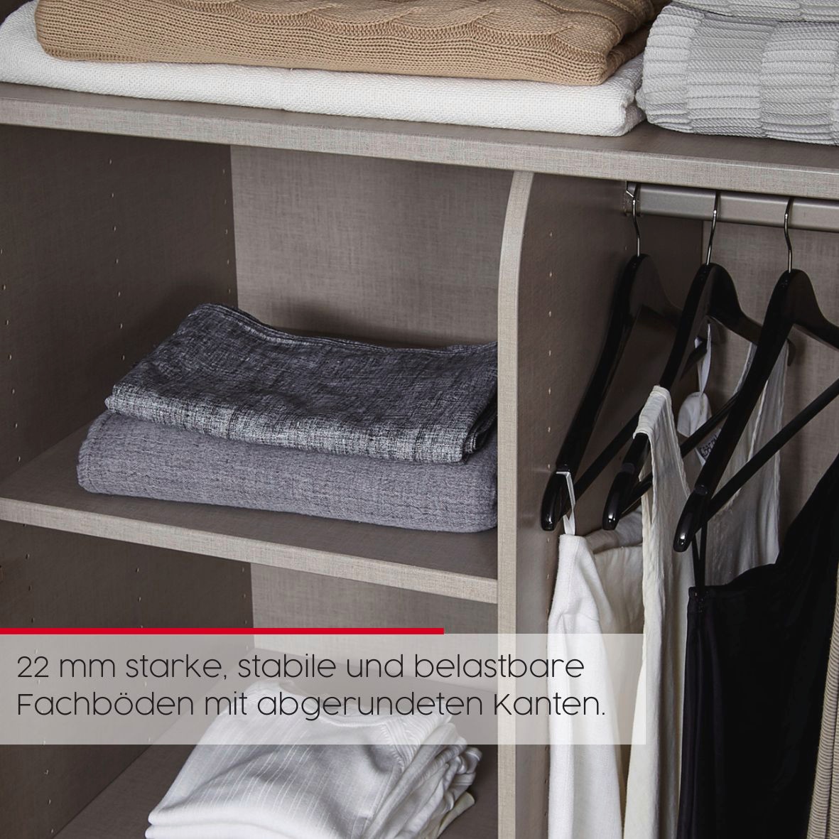 rauch Drehtürenschrank »Kleiderschrank Schrank Garderobe Schlafzimmerschrank EVELYN«, (in 2 Höhen 197 oder 210 cm erhältlich), in elegantem Stil, viel Stauraum 4 Breiten und 2 Höhen MADE IN GERMANY