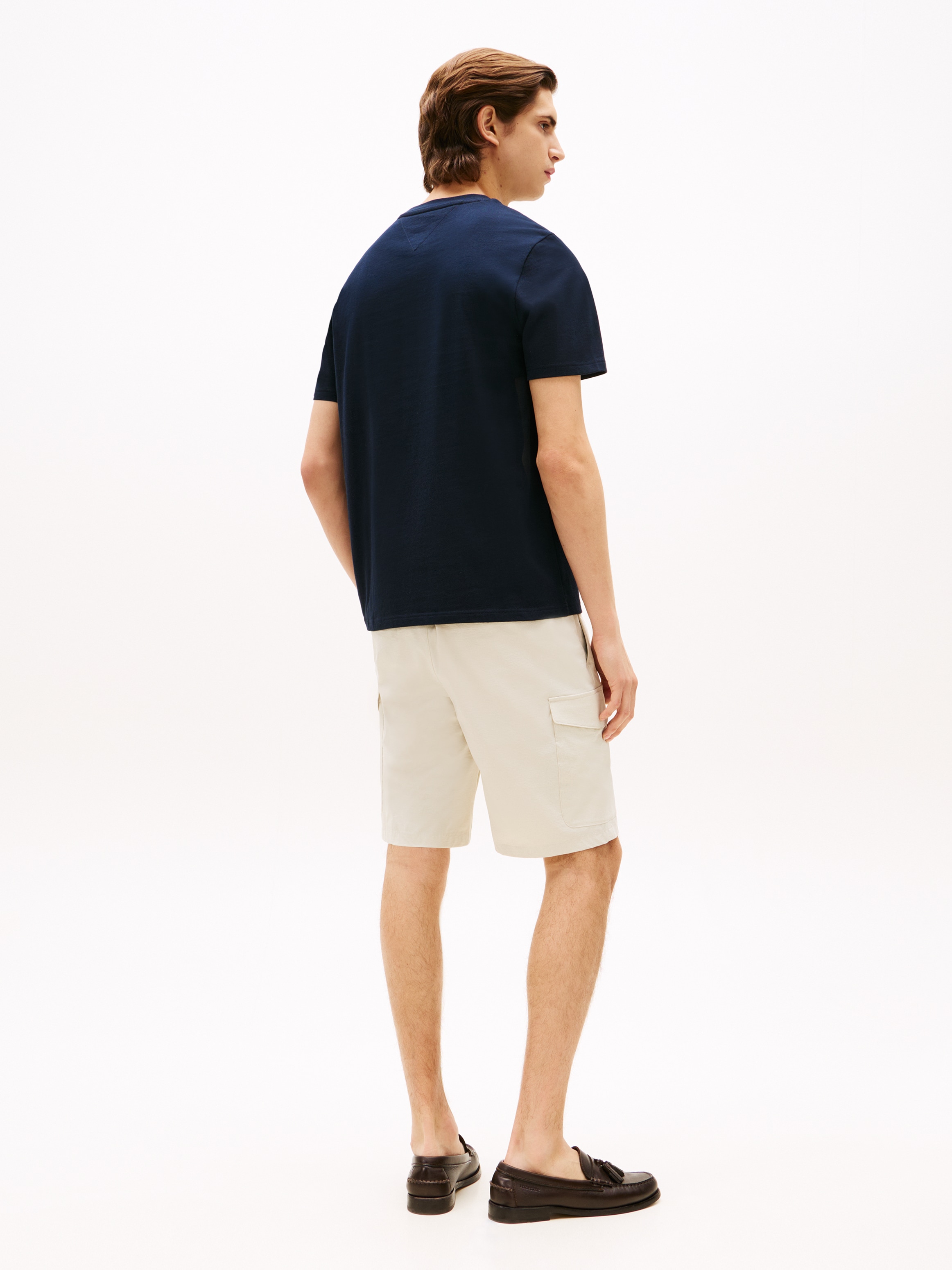 Tommy Hilfiger T-Shirt »AMERICANA MONOTYPE FLAG BOX TEE«, Mit markanter Stickerei