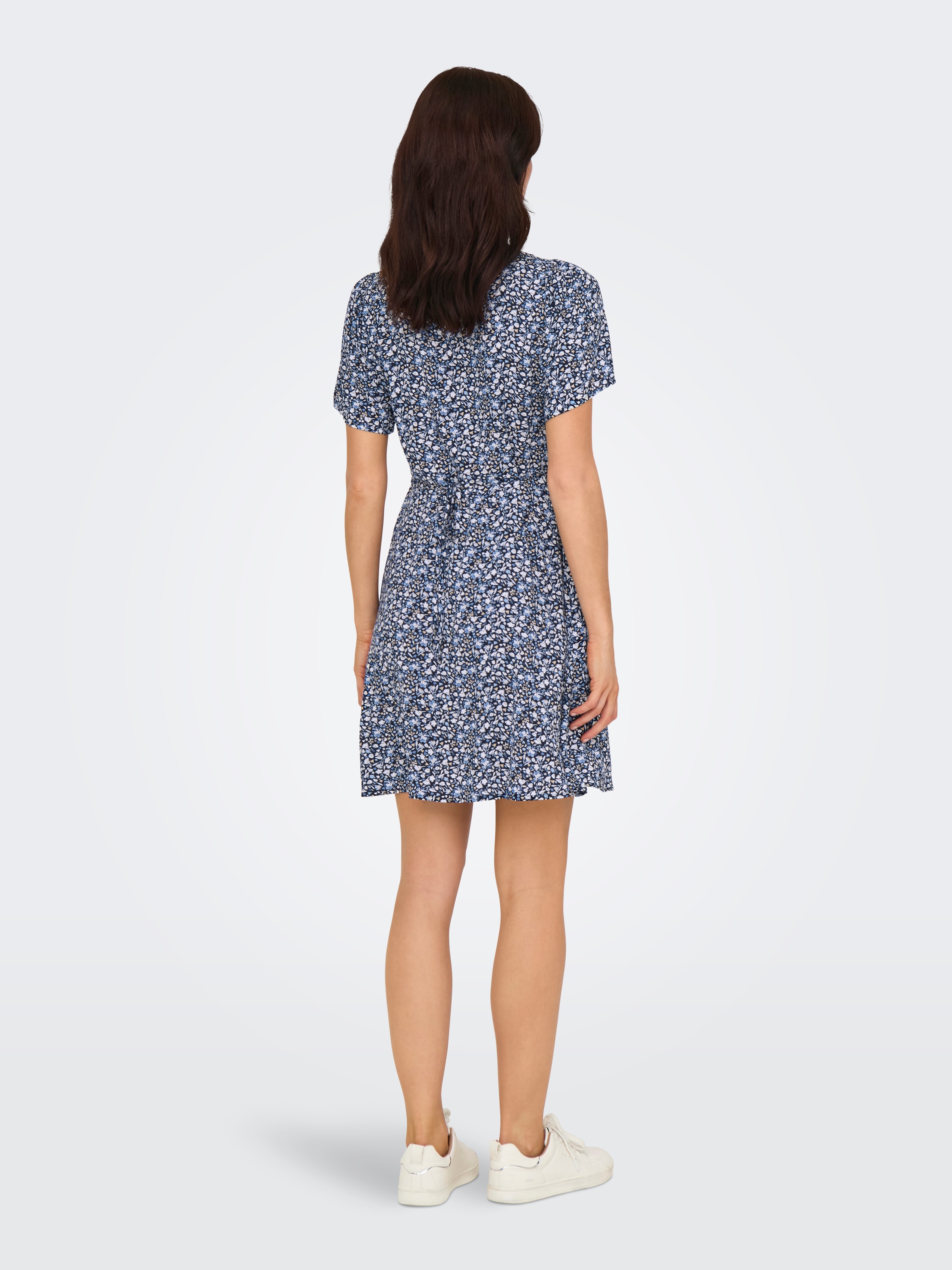 ONLY Minikleid »ONLEVIDA S/S SHORT DRESS WVN NOOS« Viskose, regular fit, V-Ausschnitt