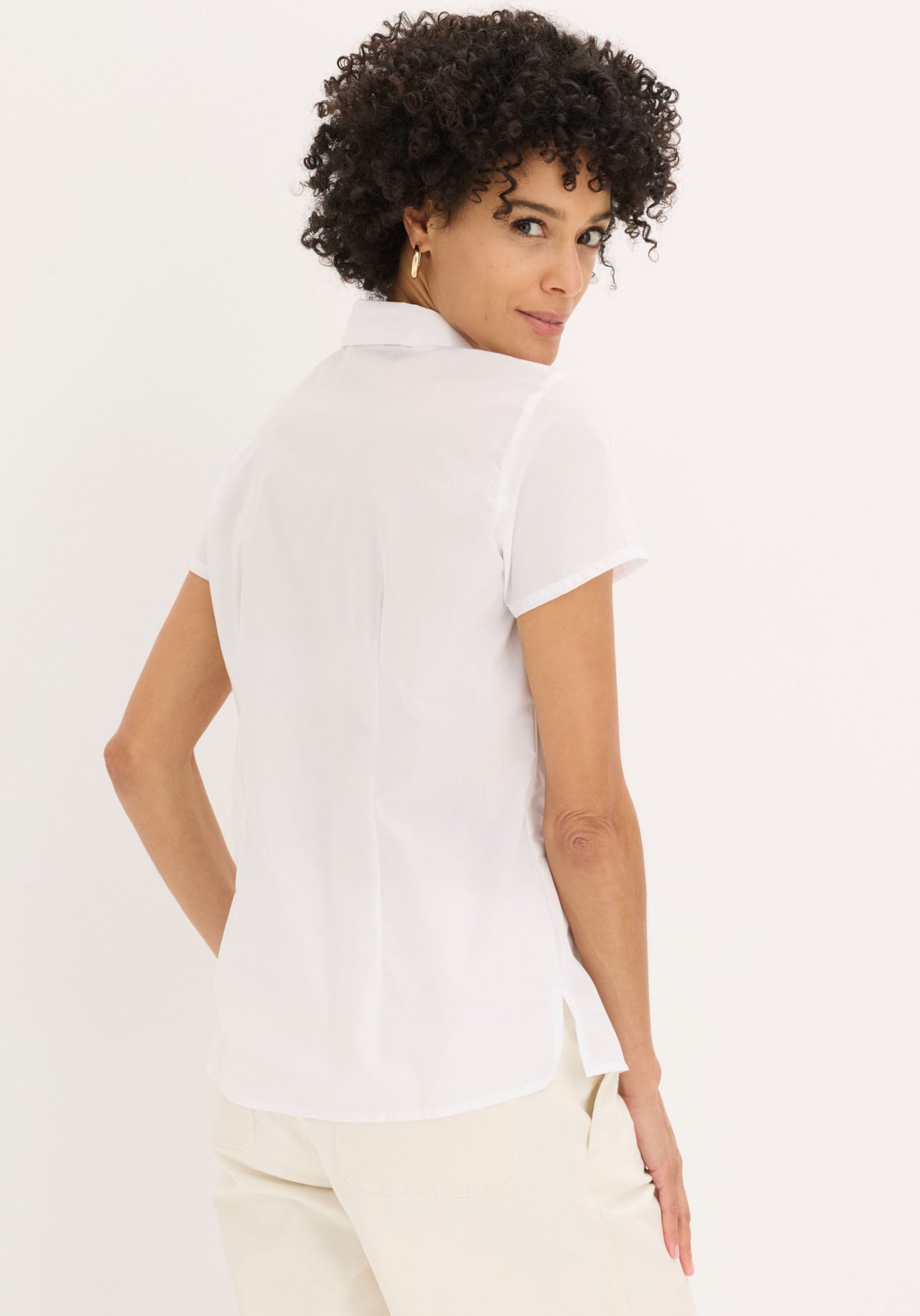 bonprix Kurzarmbluse Regular Fit, eleganter Stil, Hemdblusenkragen