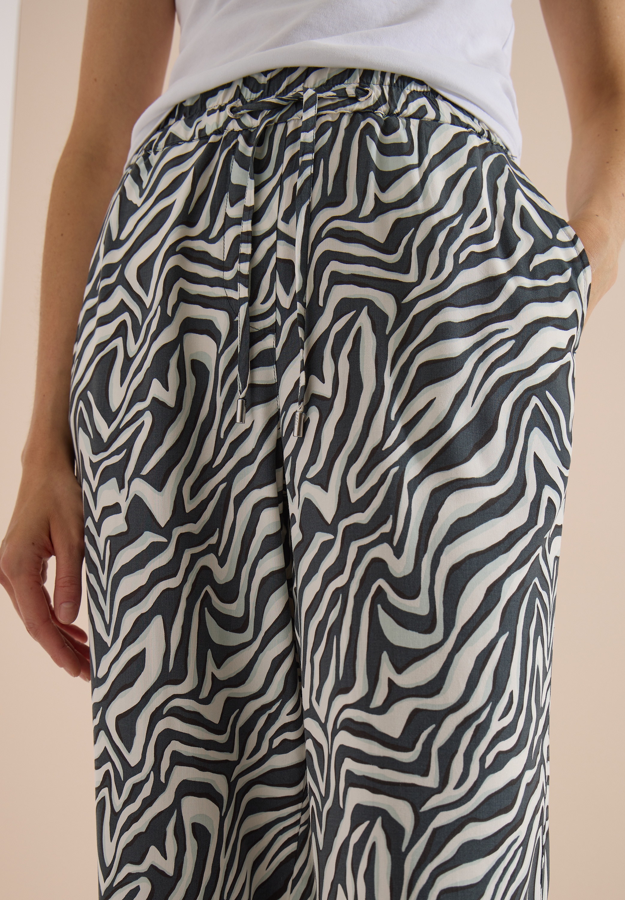 Cecil Stoffhose  Sommerhose, abstrahierter Zebraprint, Elastikbund