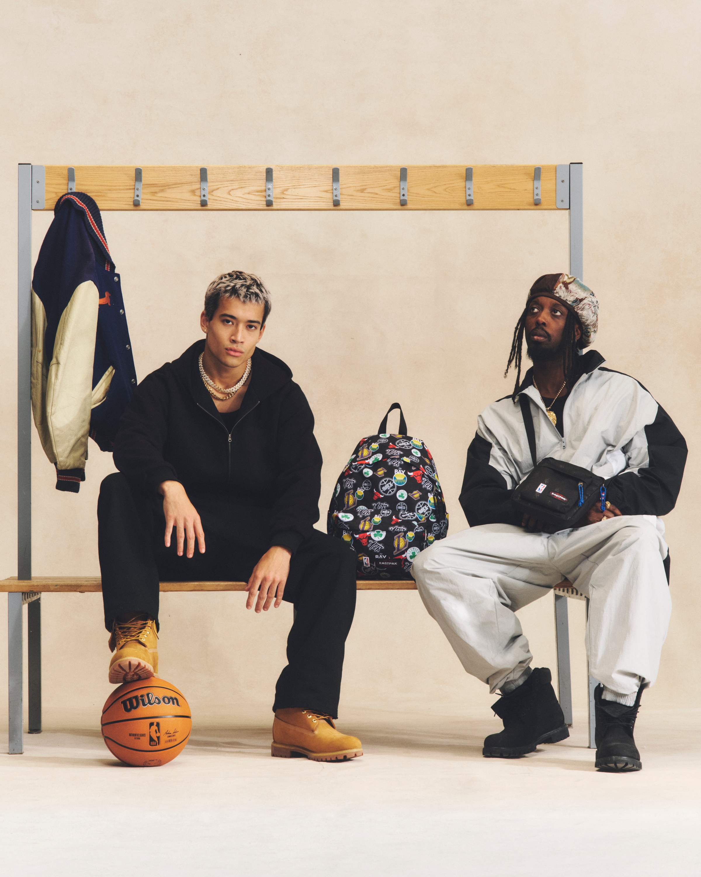 Eastpak Schultertasche »ARCADE MINI BAG« Mini Bag, Messenger Bag, Basketball NBA