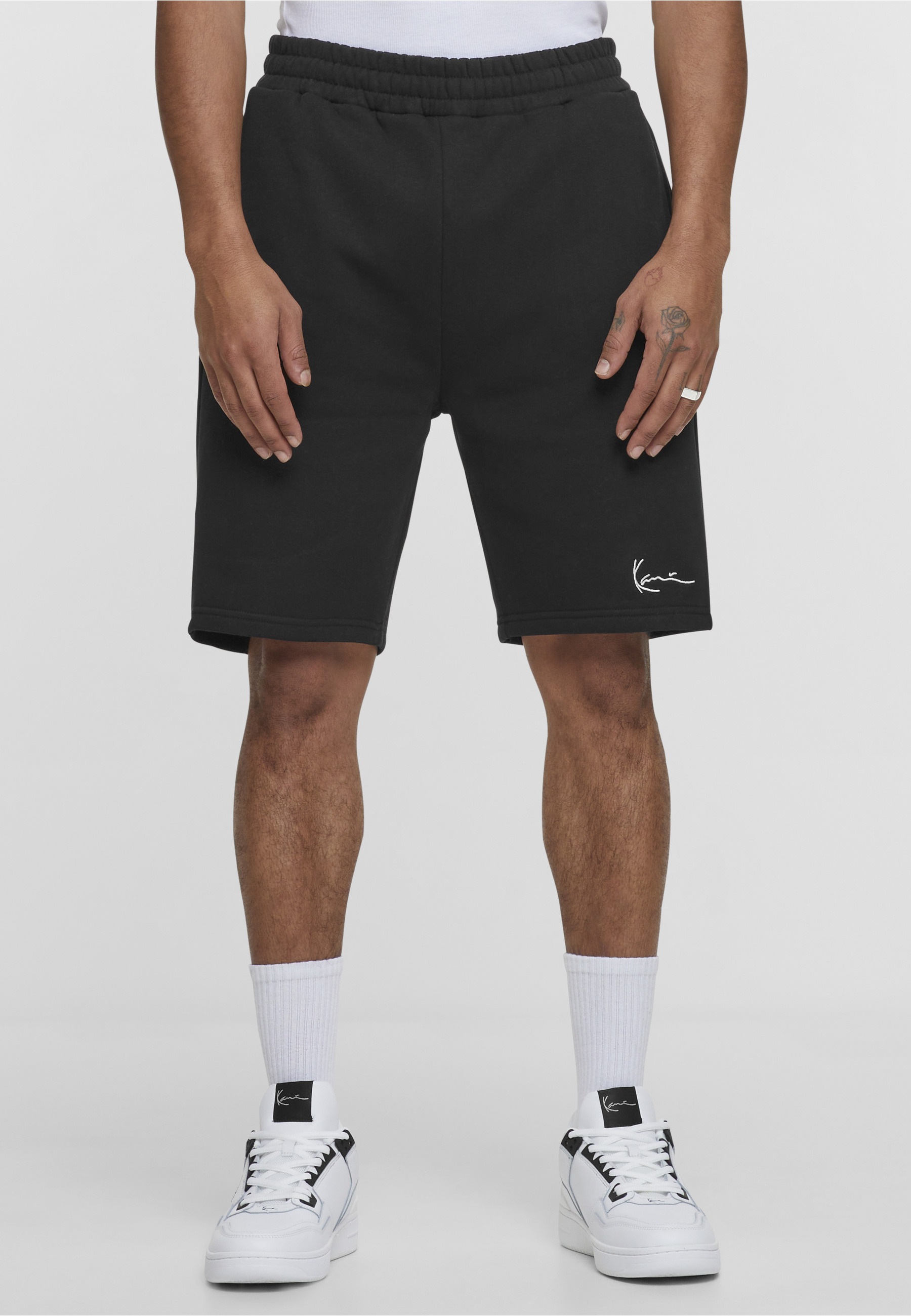 Karl Kani Stoffhose »Karl Kani Herren KKMQ22003BLK SIGNATURE SHORTS BLK«