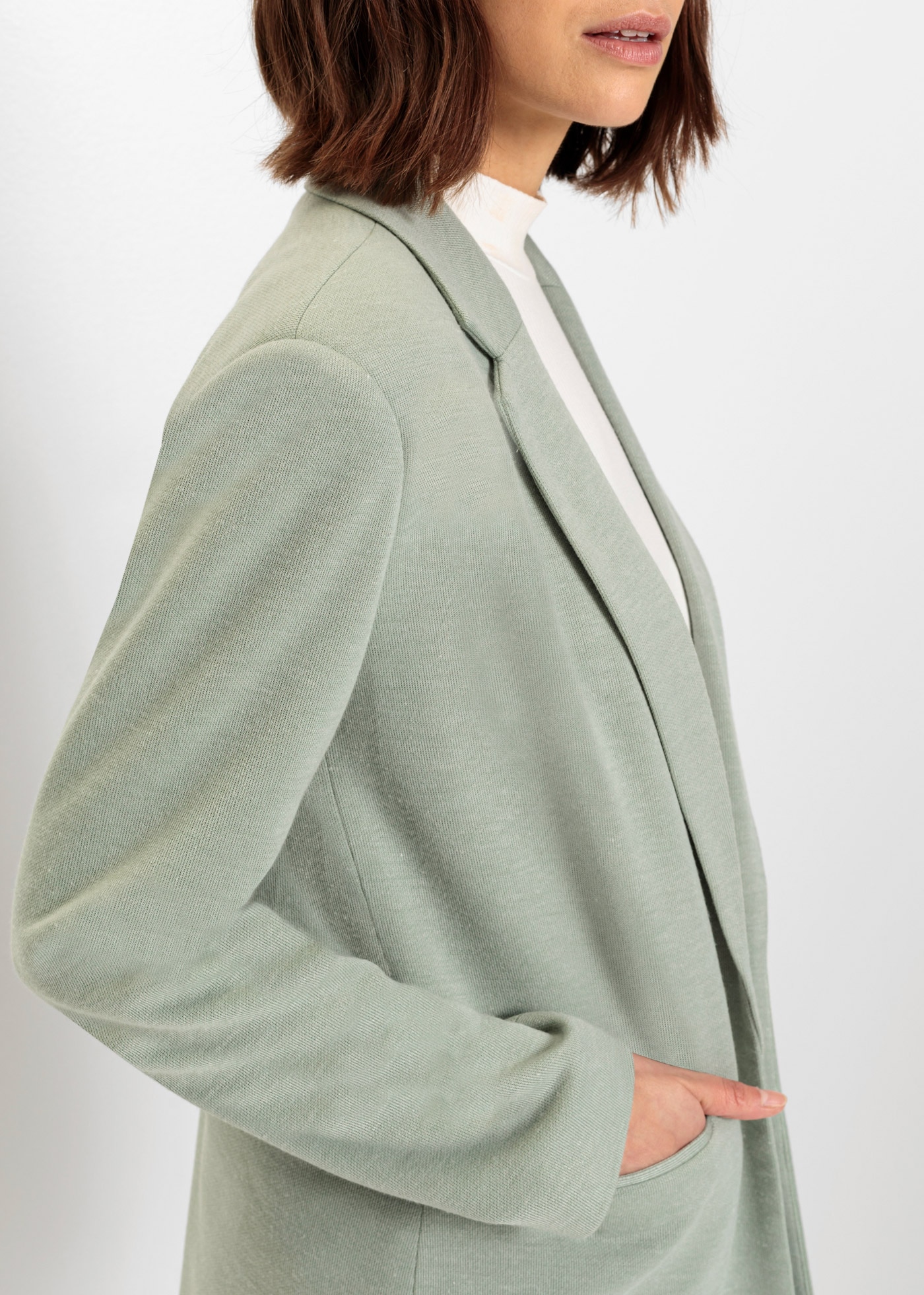 bonprix Jerseyblazer »Langer Jersey-Blazer mit Taschen« 1 mit Reverskragen, lockere Passform, aus Viskose und Polyester