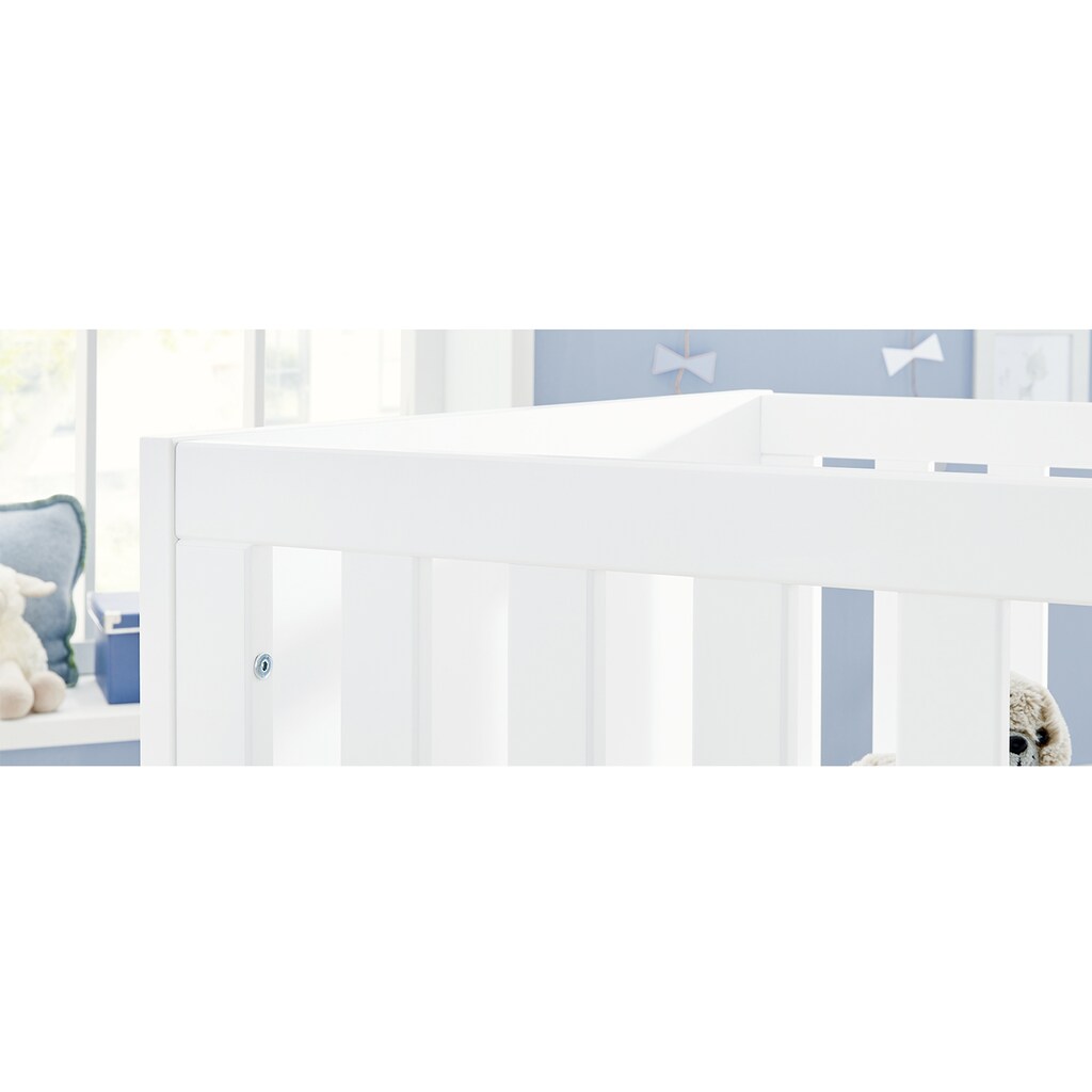 Pinolino® Babyzimmer-Komplettset »Move«, (Set, 3 St.), extrabreit groß; mit Kinderbett, Schrank und Wickelkommode; Made in Europe