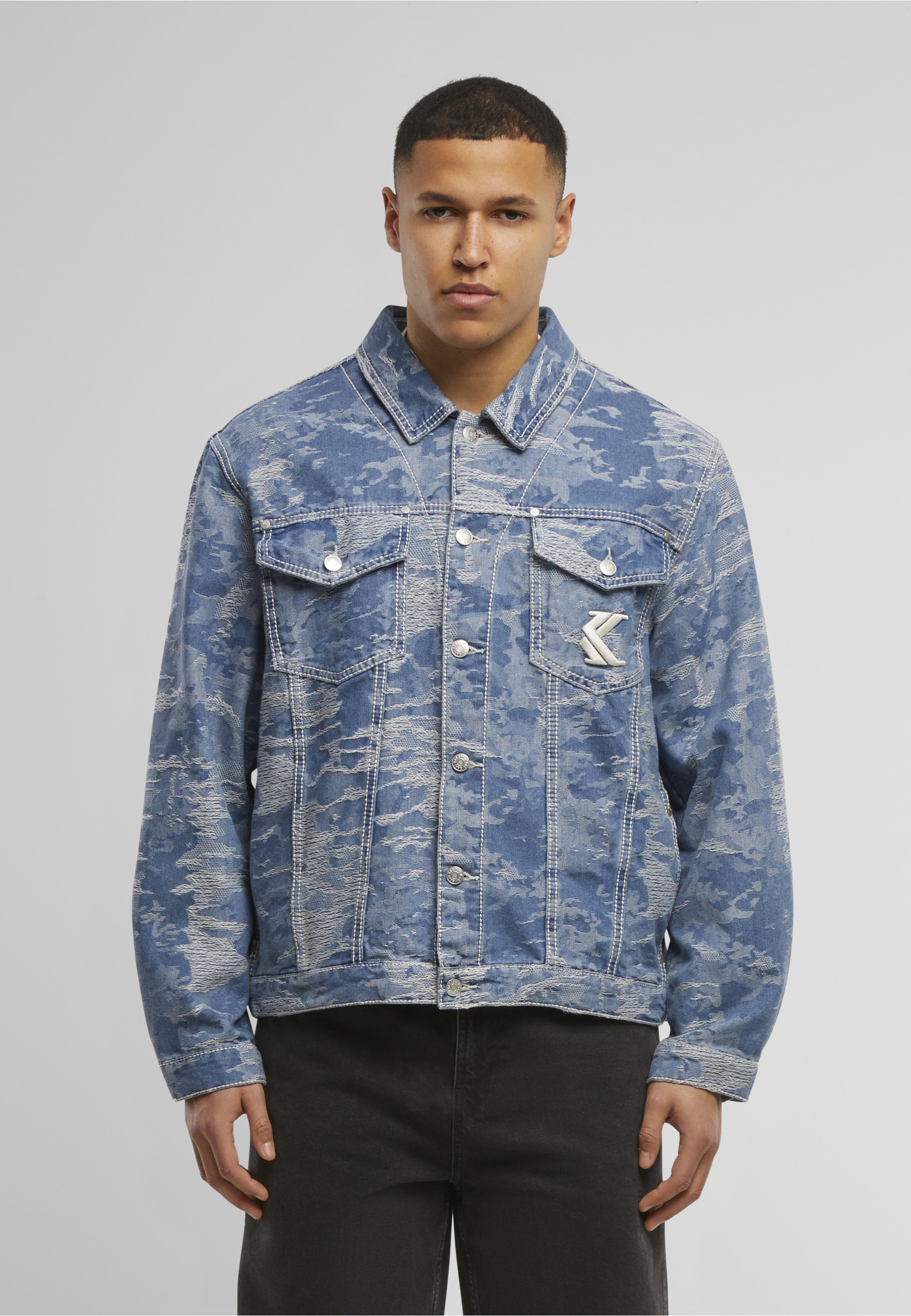 Karl Kani Jeansjacke »Karl Kani OG K Distress Camo OS Denim Jacket« 1 Stk. tlg. ohne Kapuze