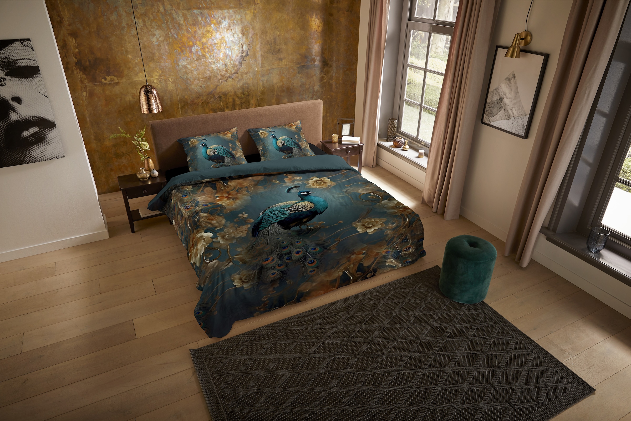 PURE luxury collection Wendebettwäsche »Savaya«, Mikrofaser, 135x200, Pflegeleicht, Wende, Pfau, Blumen, Petrol, Gold