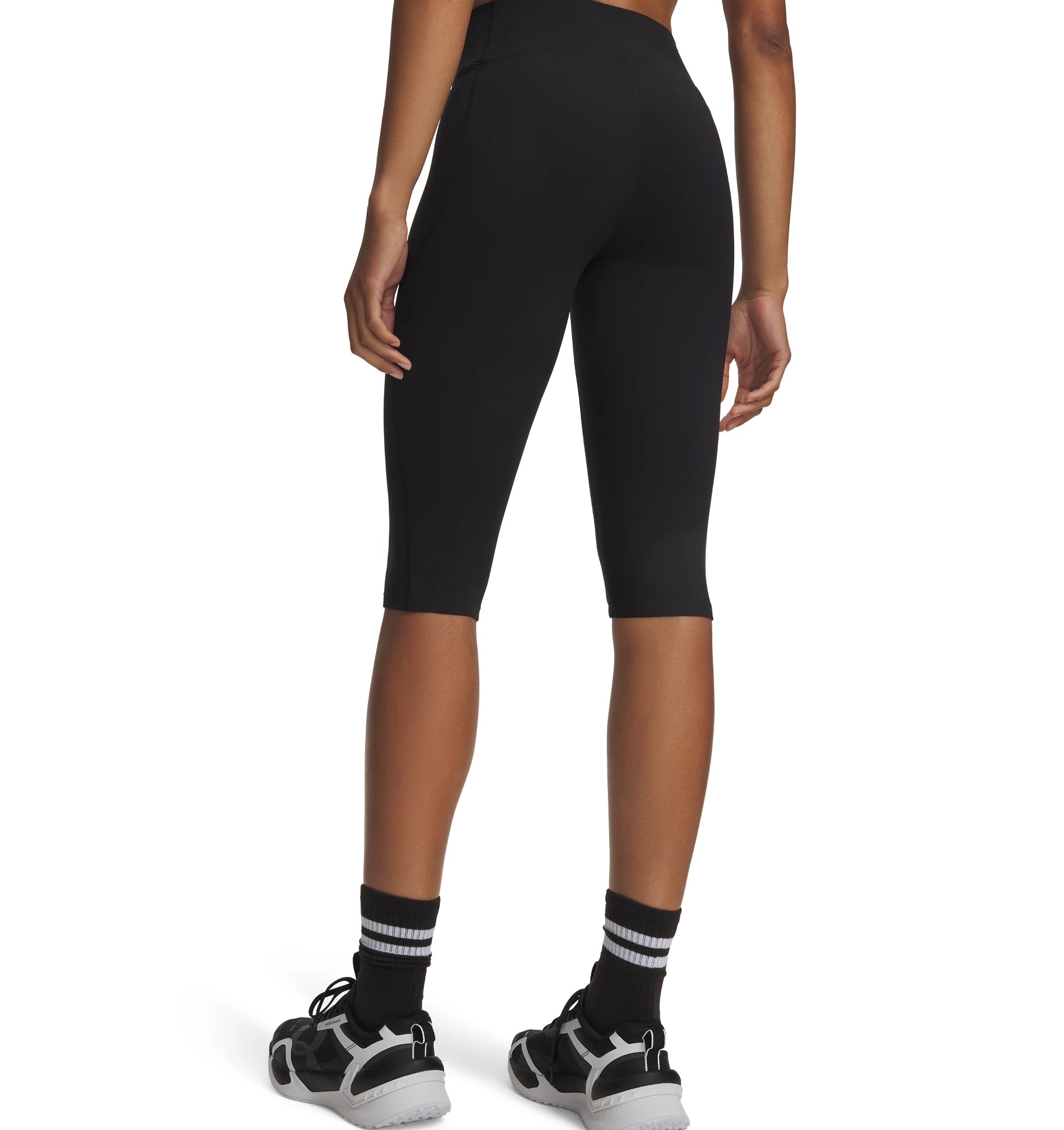 Under Armour® Caprihose »MOTION CAPRI«  Capri-Länge, sportlicher Stil, mit Elasthan-Anteil, aus Polyester