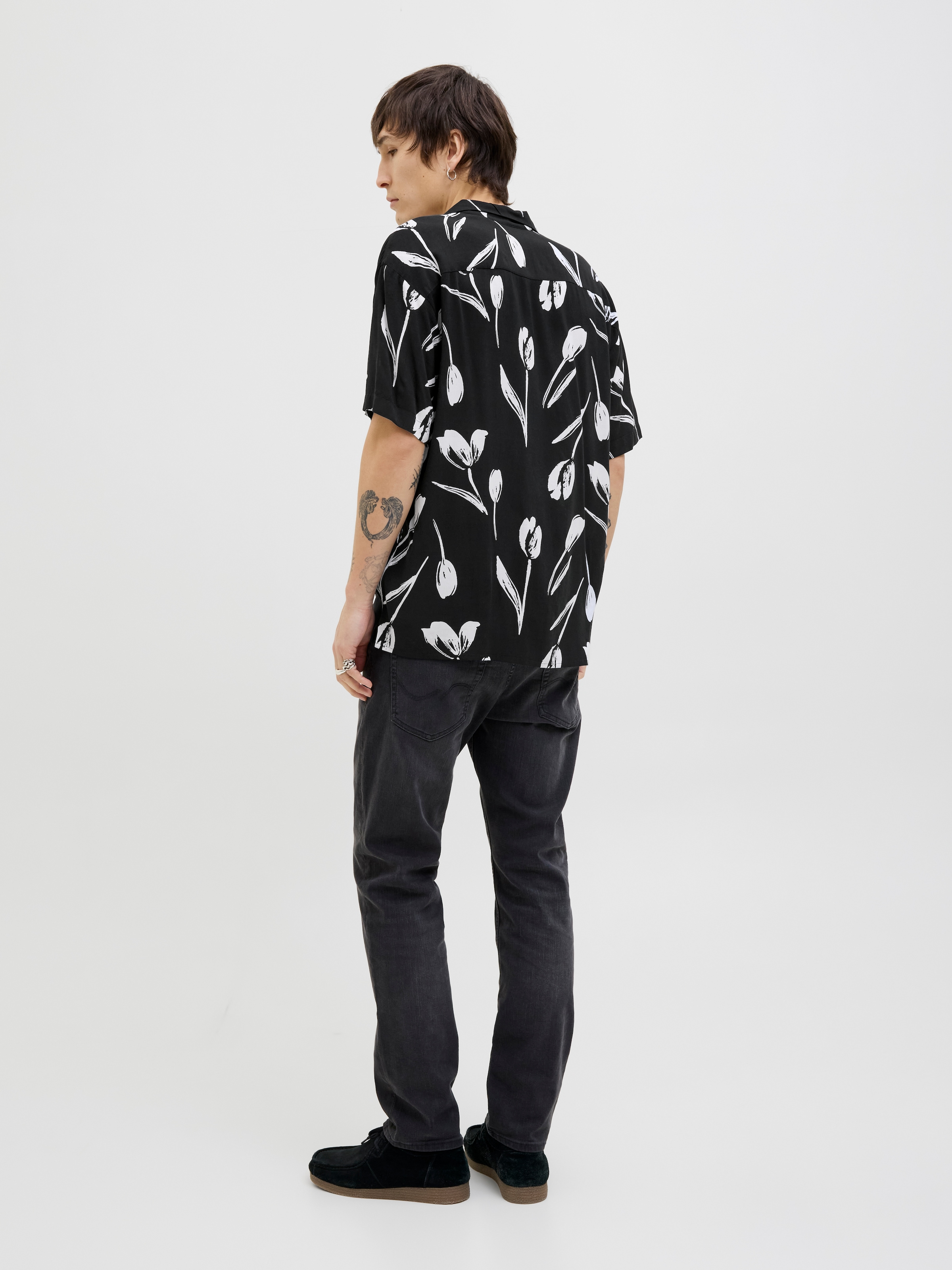 Jack & Jones Kurzarmhemd »JJEJEFF CHARGE RESORT SHIRT SS SN« mit All-Over Print