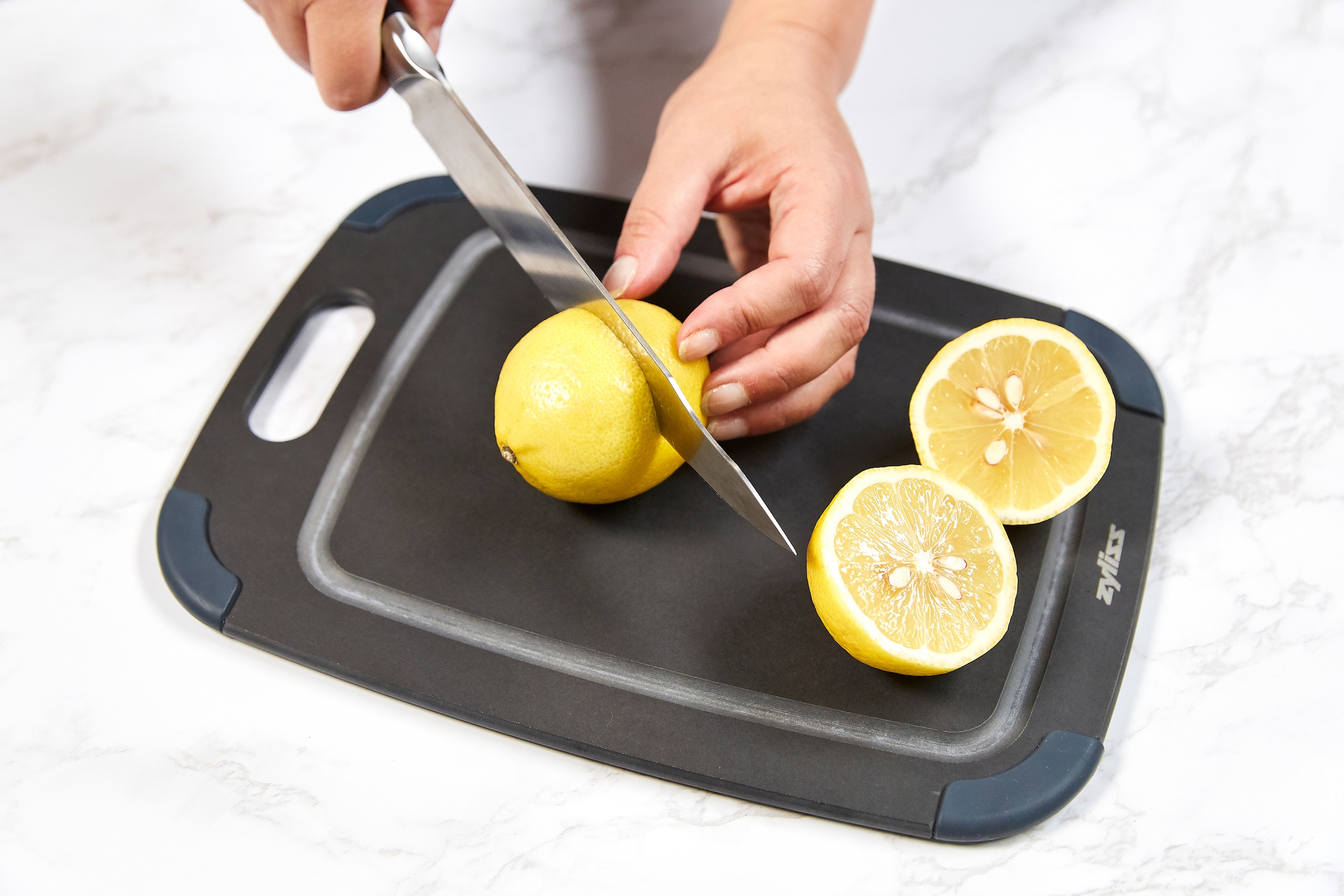 zyliss Schneidebrett aus recycelten Holzfasern