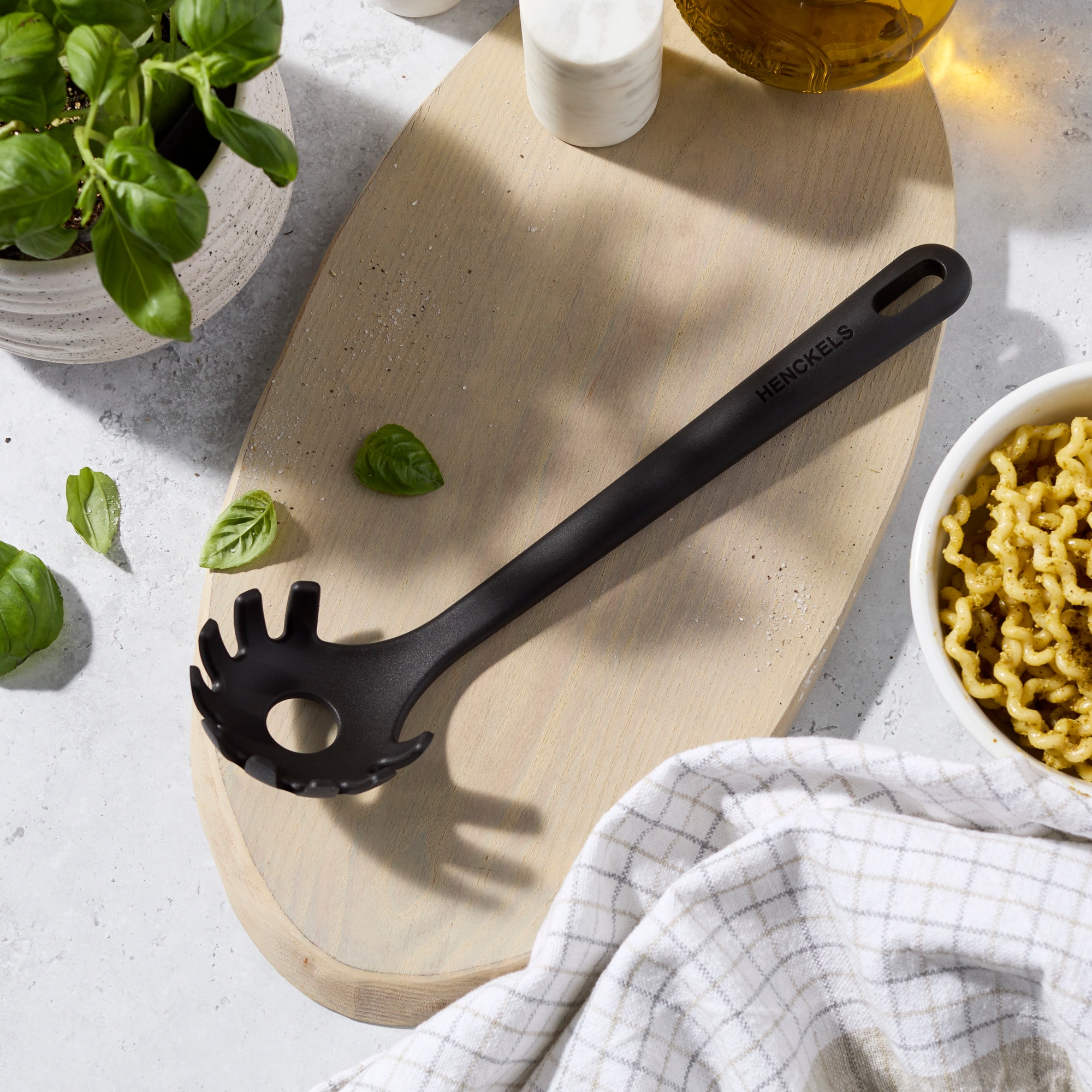 HENCKELS by ZWILLING Spaghettibesteck »Silicone Onyx« Aufhänge-Öse, Hitzebeständig, Spülmaschinengeeignet