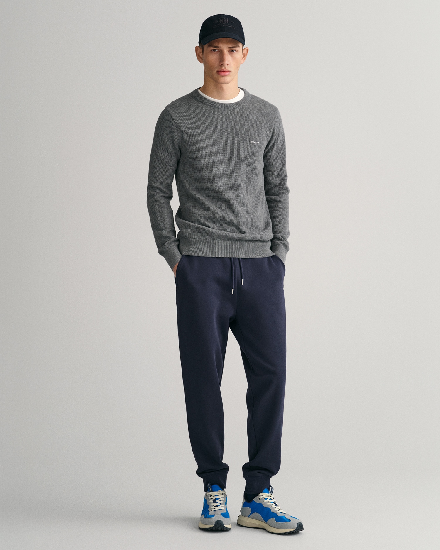 Gant Rundhalspullover »COTTON PIQUE C-NECK«, mit Logostickerei auf der Brust