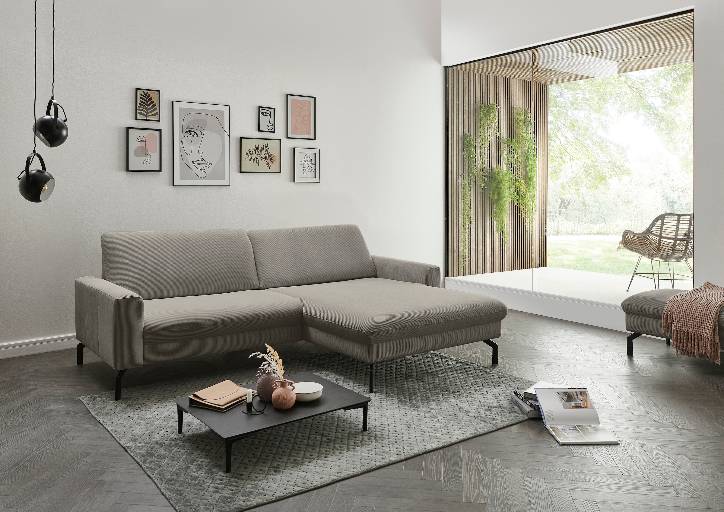Die PlanBar Ecksofa »ZE-EM20028 L-Form, Breite 248 cm« wahlweise mit Kopfstützen und Sitztiefenverstellung