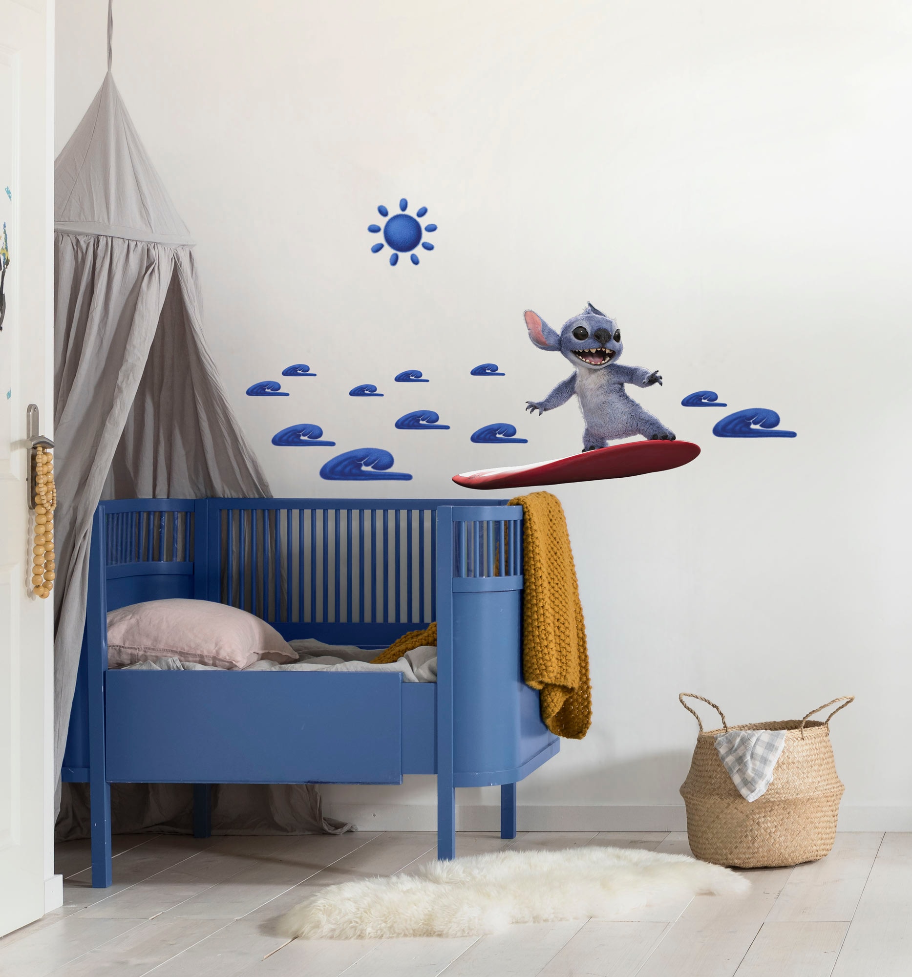 Komar Wandtattoo »Disney Stitch Live Action« 70 x 50 cm (Breite x Höhe)