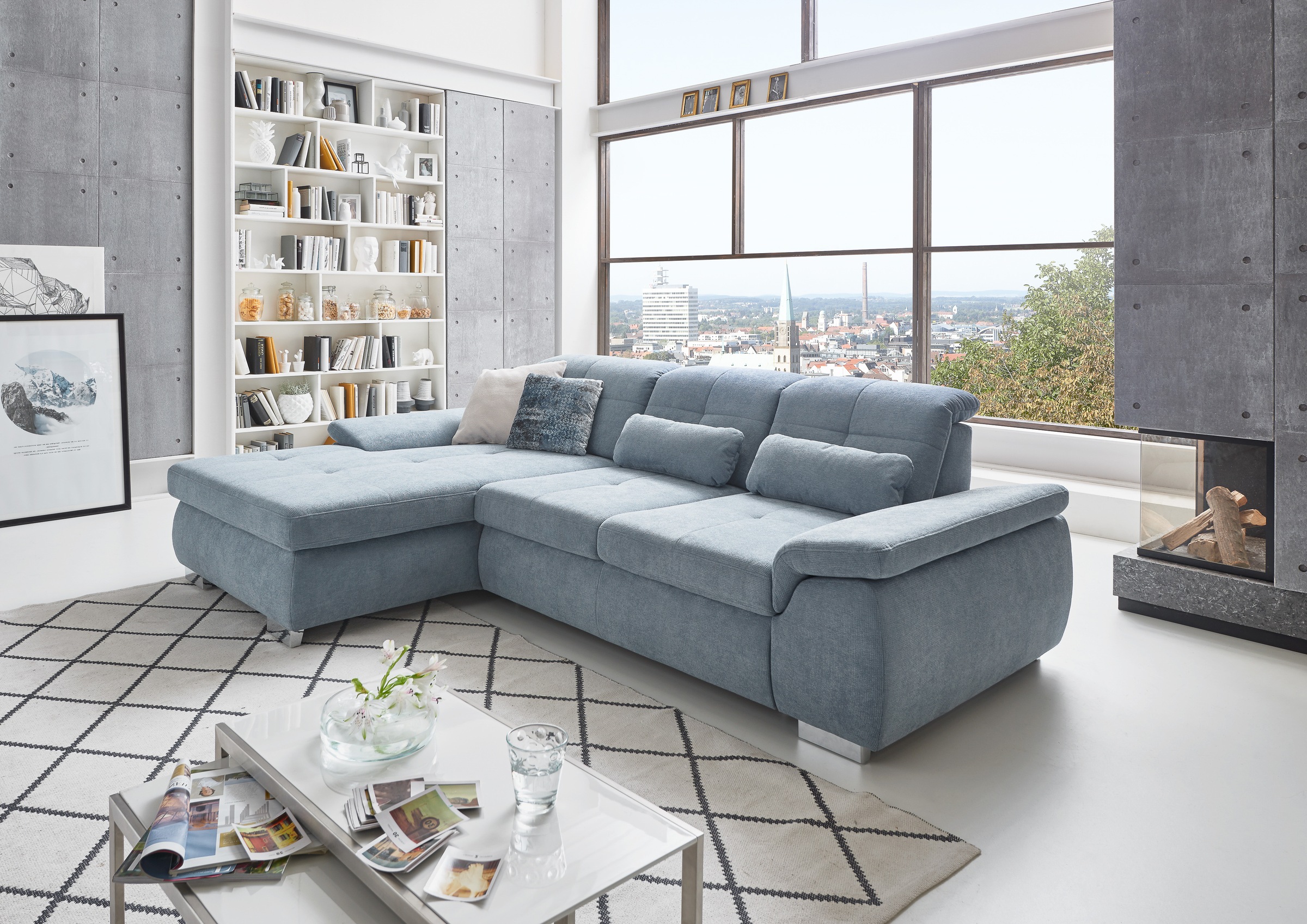 Die PlanBar Ecksofa »MP-IN16037 L-Form mit Federkern-Polsterung«, mit Sitztiefenverstellung & Zierkissen