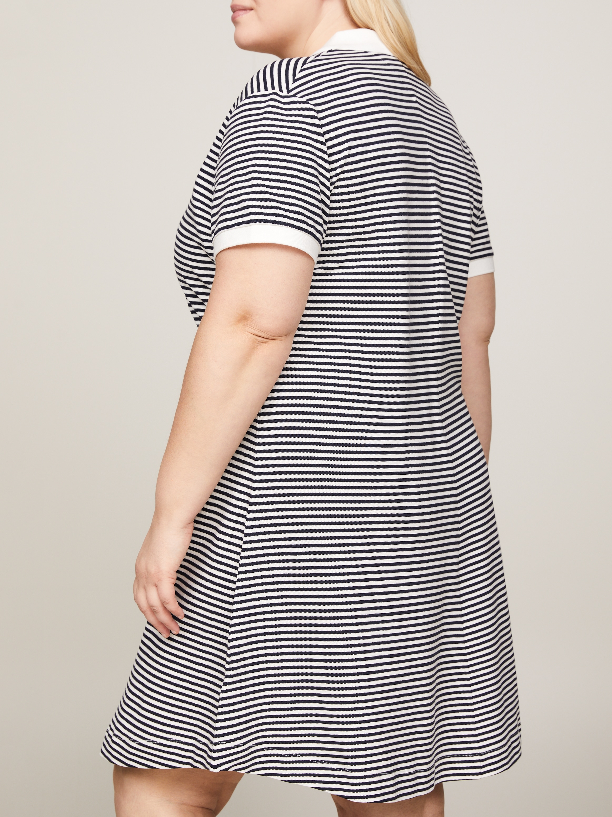 Tommy Hilfiger Curve Polokleid »CRV OPEN PLACKET F&F LY POLO DRS«, Große Größen