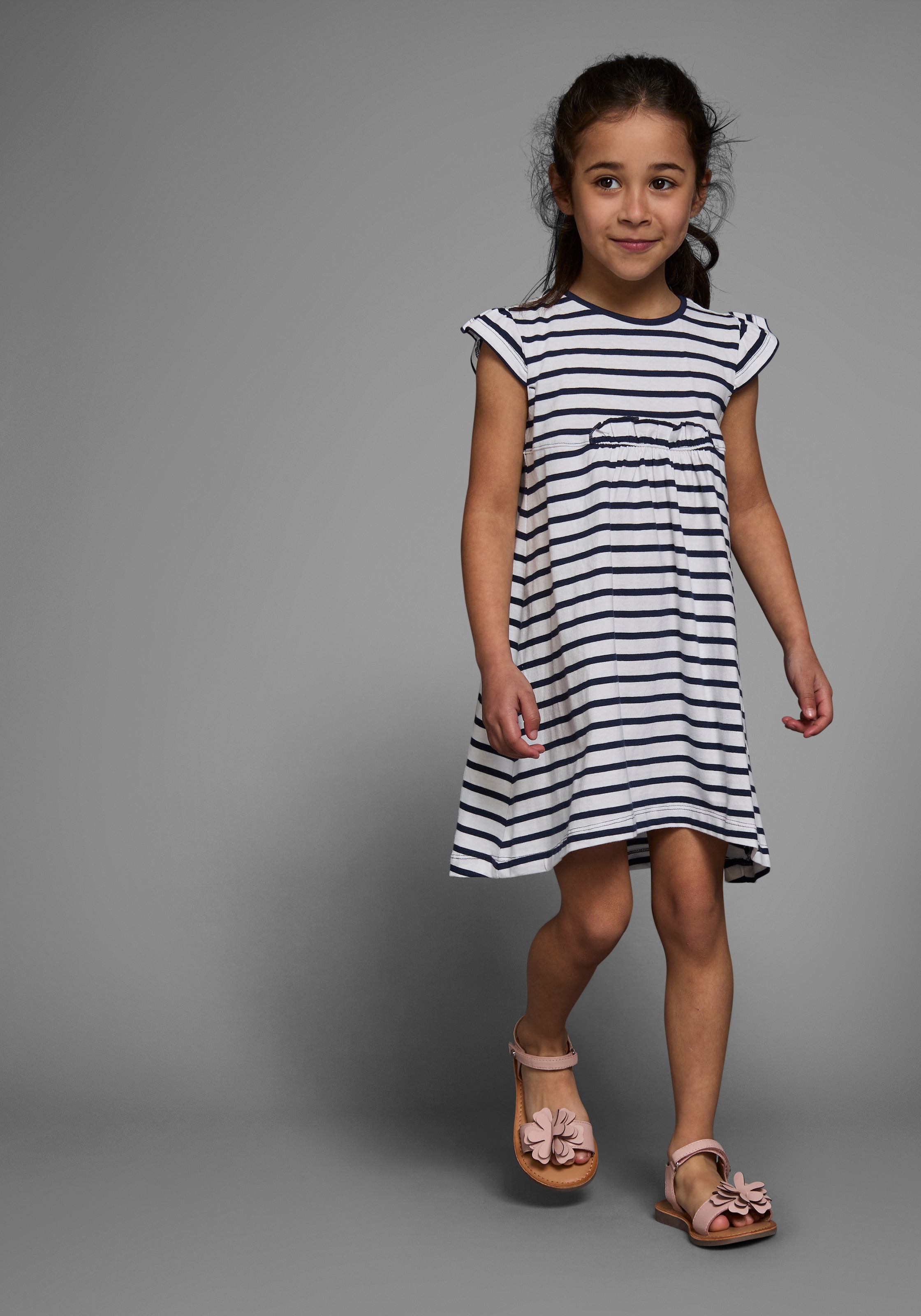 KIDSWORLD Jerseykleid »für kleine Mädchen« Packung, 2 Stk. tlg. kniefrei,  modischer Stil,  aus reiner Baumwolle,  breite Träger