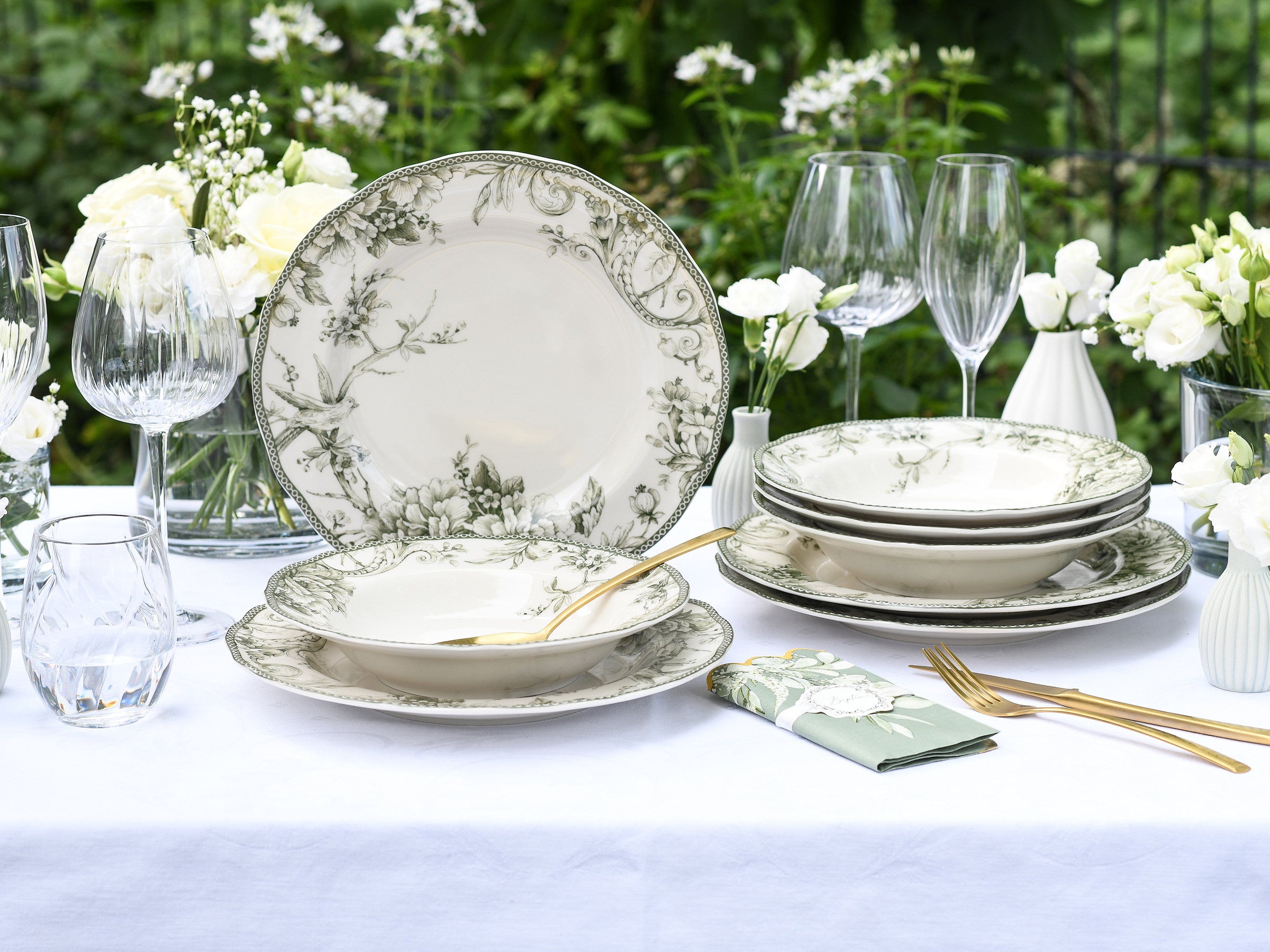 CreaTable Tafelservice »Adelaide, Service 8-tlg.« Teller Set, Nostalgischer Vintage Dekor, Elegante Form