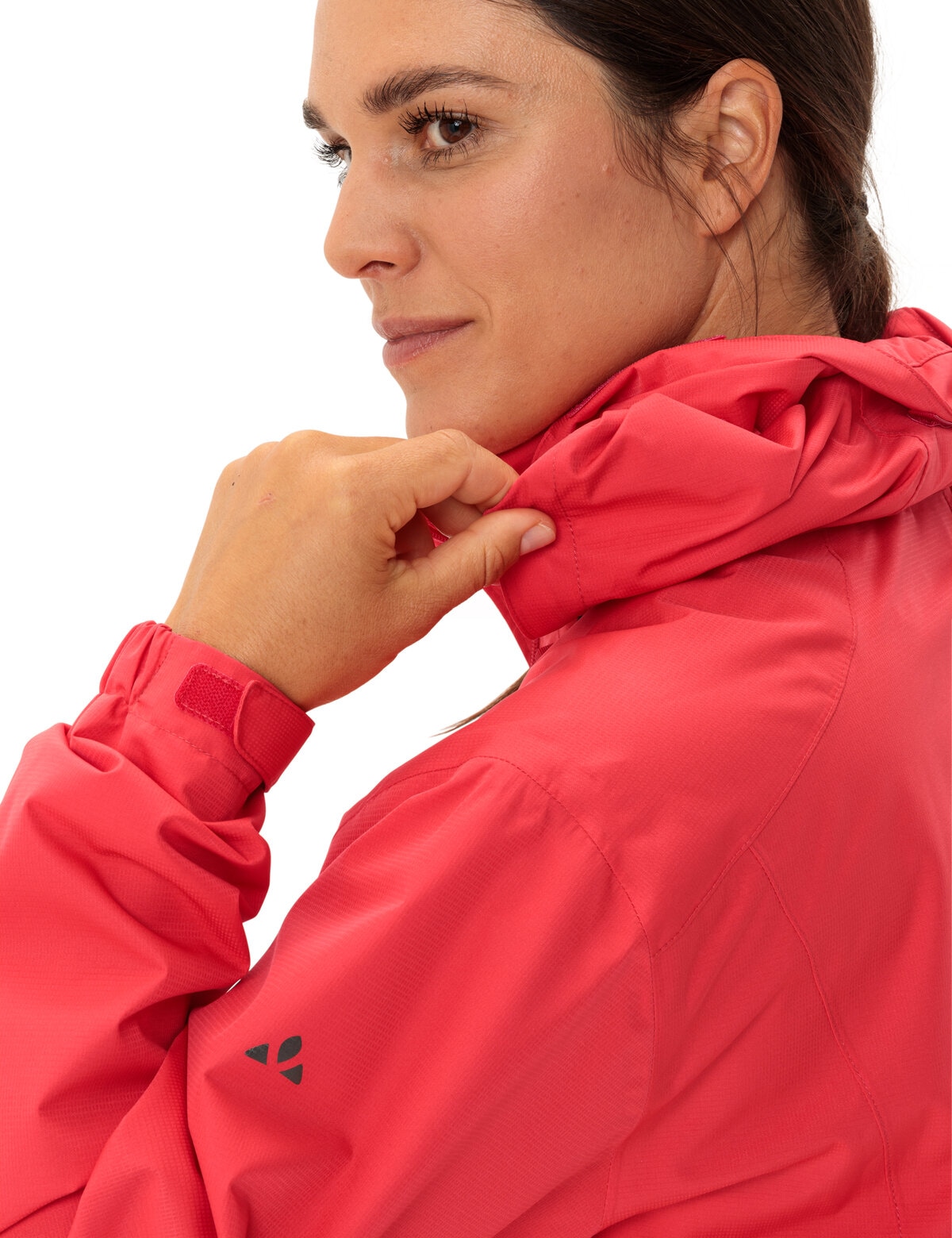 VAUDE Fahrradjacke »Women's Escape Bike Light Jacket« mit Kapuze für Radsport, Wandern und Nordic Walking, wasserabweisend, winddicht