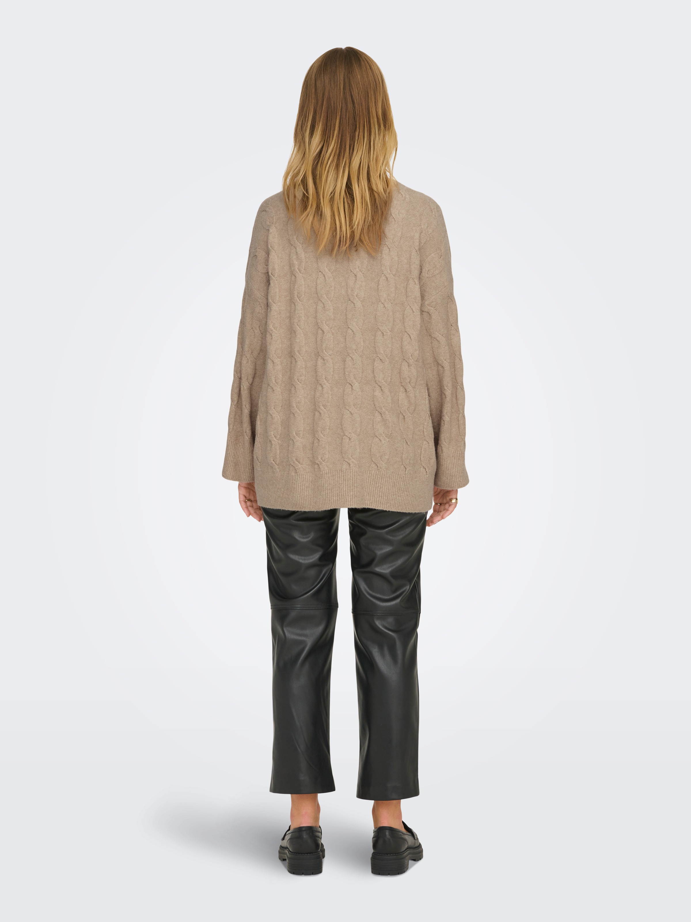 ONLY V-Ausschnitt-Pullover »ONLJEANETT LIFE L/S CABLE V-NECK CC KNT«, mit Zopfmuster
