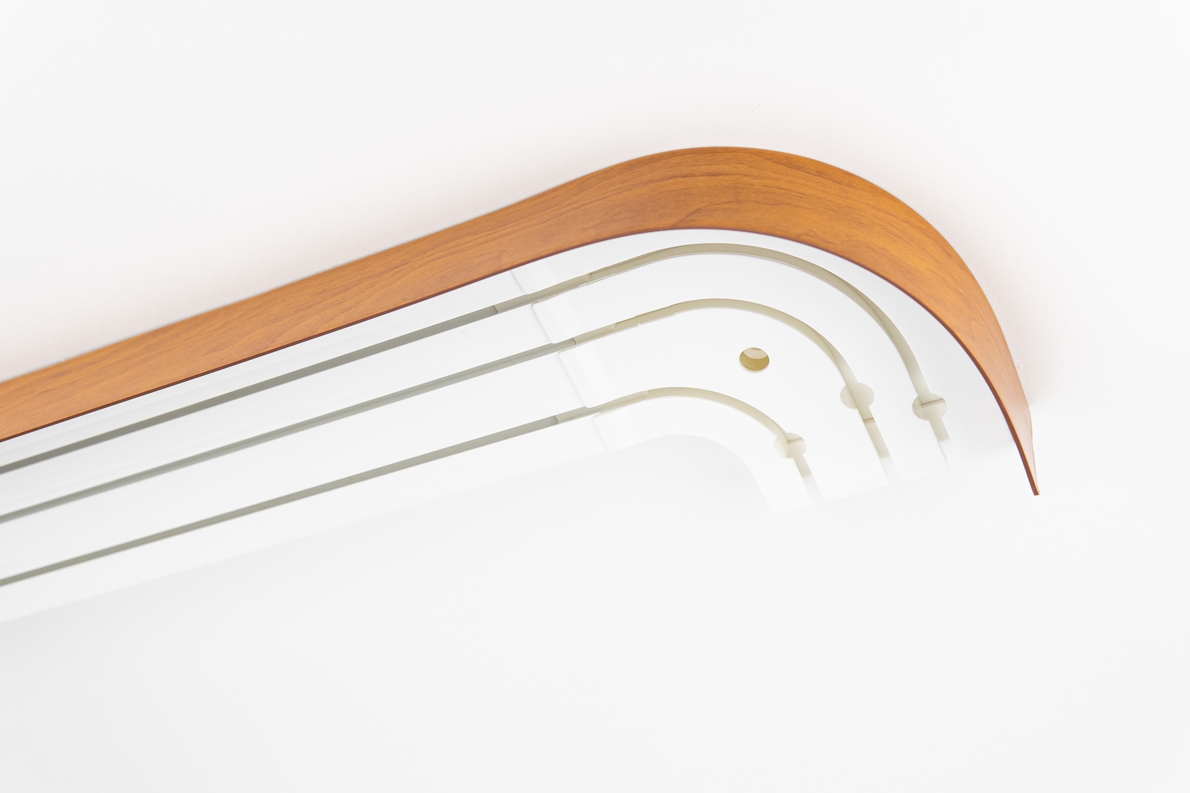 GARESA Schienensystem »Kunststoffschiene mit Blende« 3 läufig-läufig Wunschmaßlänge seitlich mit 2 Rundbögen (kein Spalt zwischen Vorhang und Wand!)