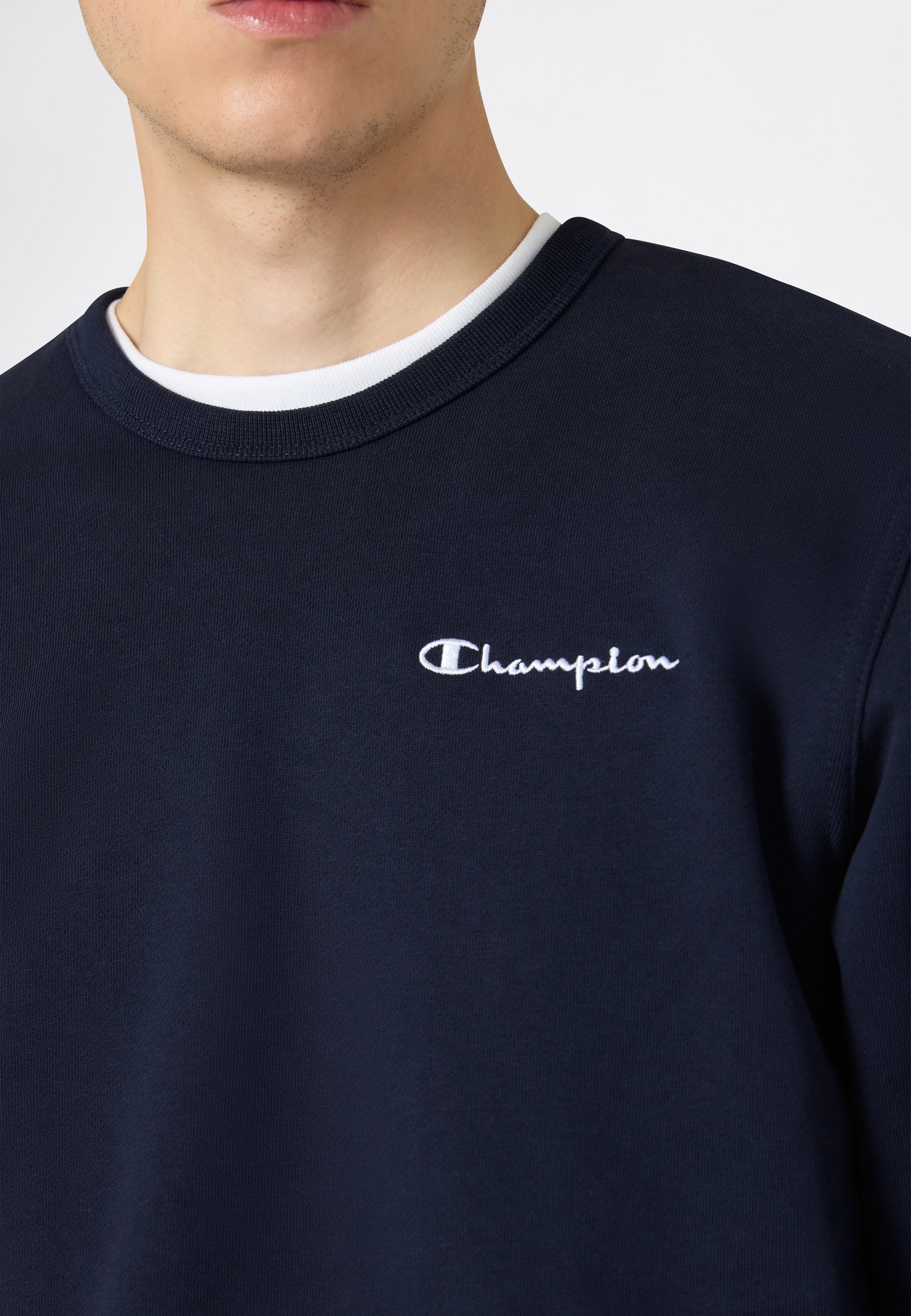 Champion Sweatshirt »ICONS CONTRAST Fleece Crewneck Sweatshirt«, mit Crewneck-Ausschnitt, aus Baumwolle und Polyester
