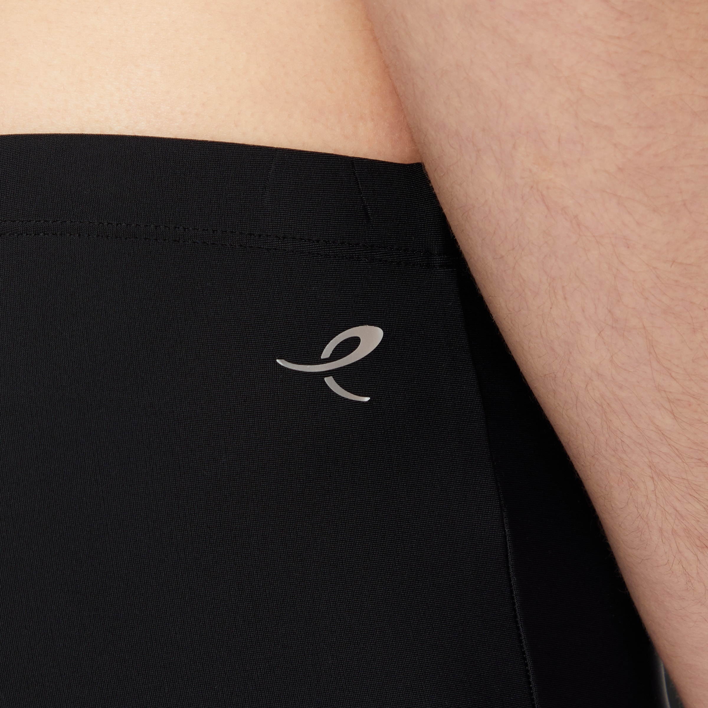 McKINLEY Badehose »HE.-BADEHOSE NORM TRUNKS M« unifarbenes Design, aus Polyamid und Elasthan, elastisches Material
