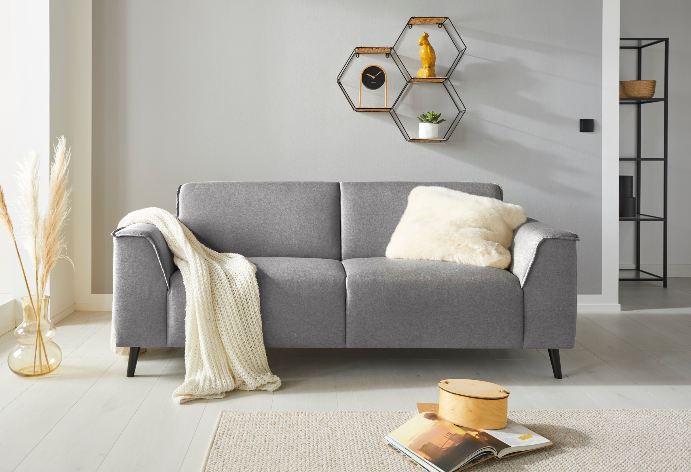 DOMO collection 2,5-Sitzer »Amora tolle Verarbeitungsdetails, komfortabel,«, mit Federkern für hohen Sitzkomfort