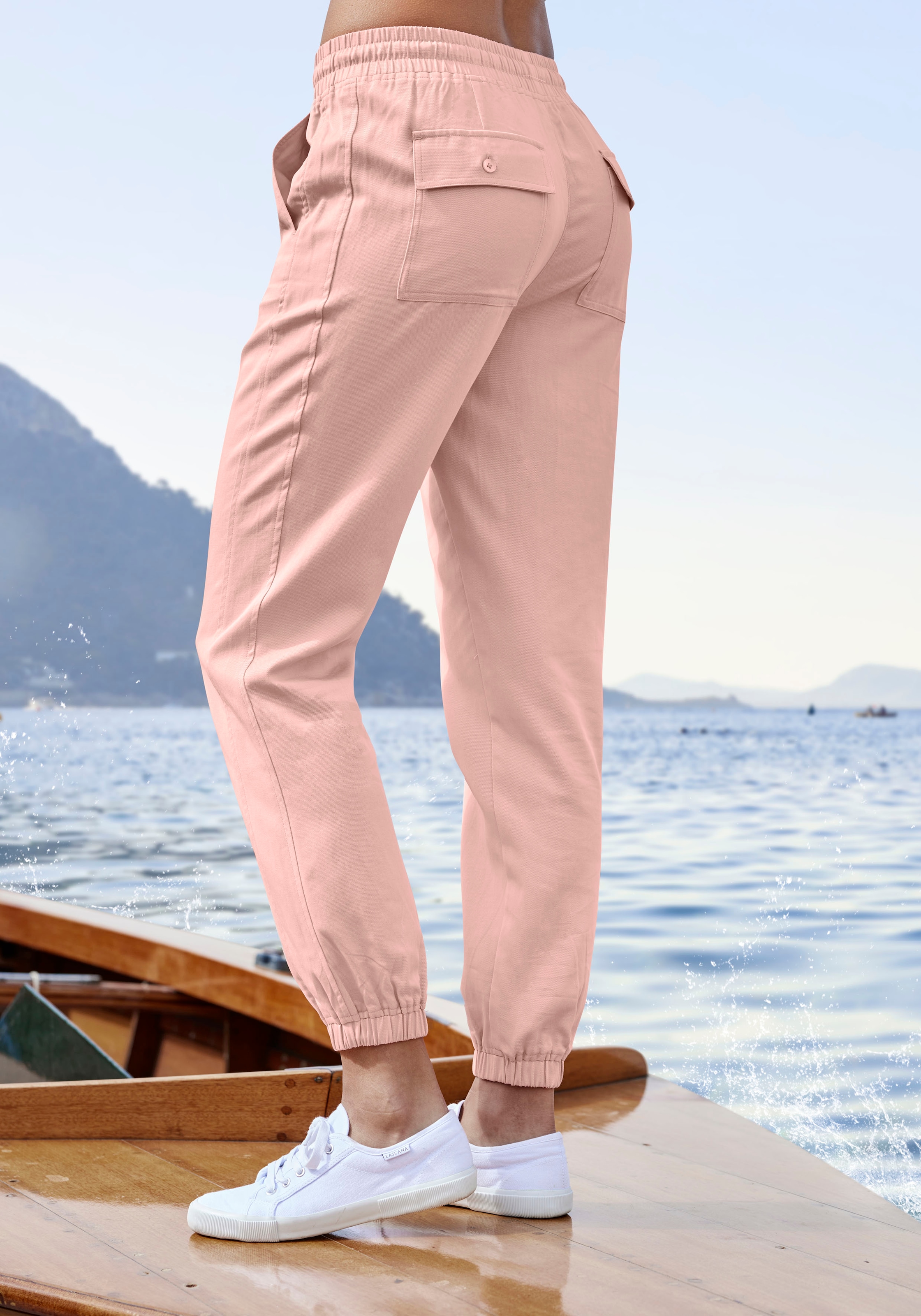 LASCANA Schlupfhose, aus Webware, leichte Stoffhose mit Taschen