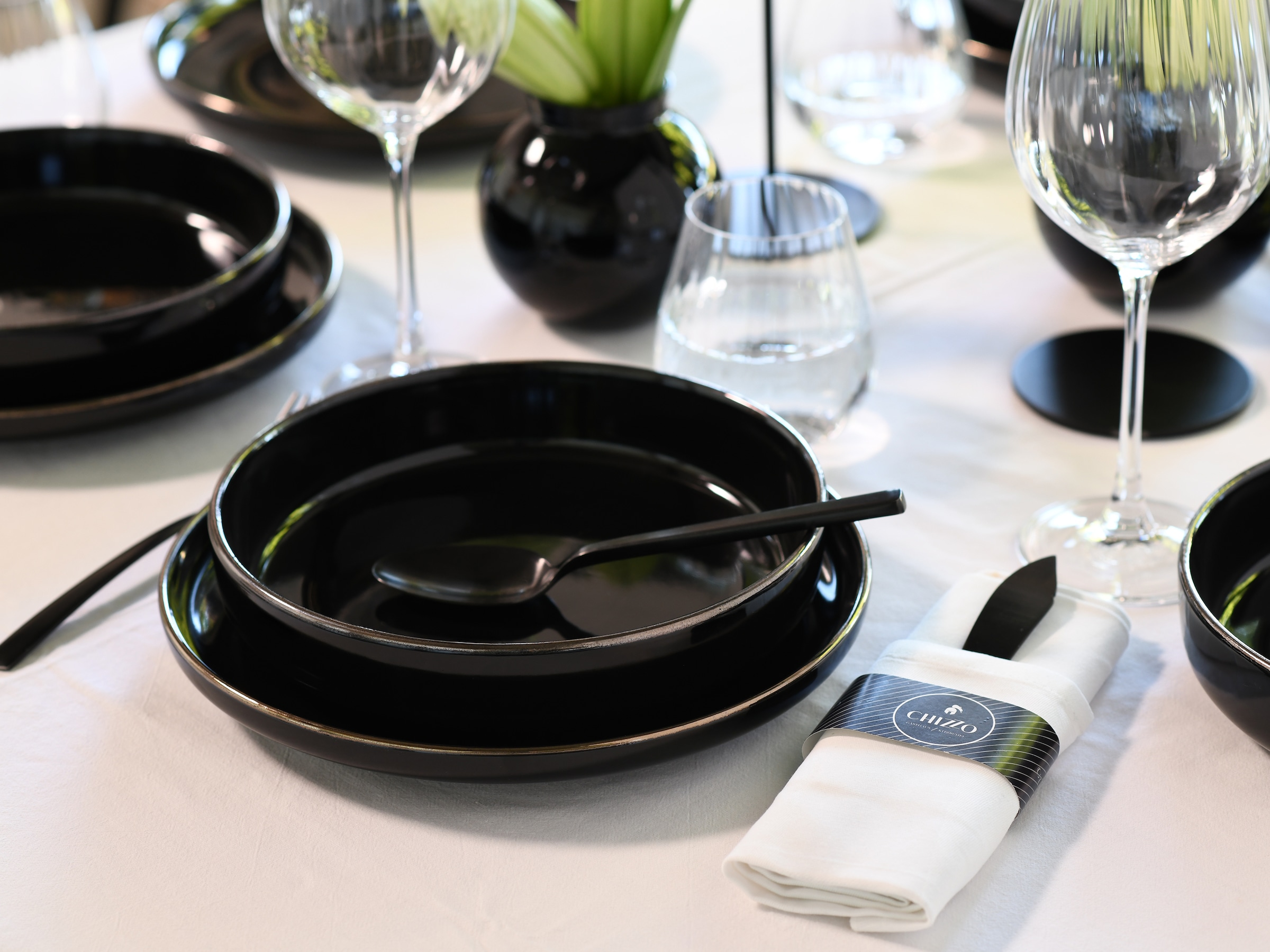 CreaTable Kombiservice »Nordic Festive, Service 30-tlg.« Minimalistisches Design, Dezente goldene Akzente