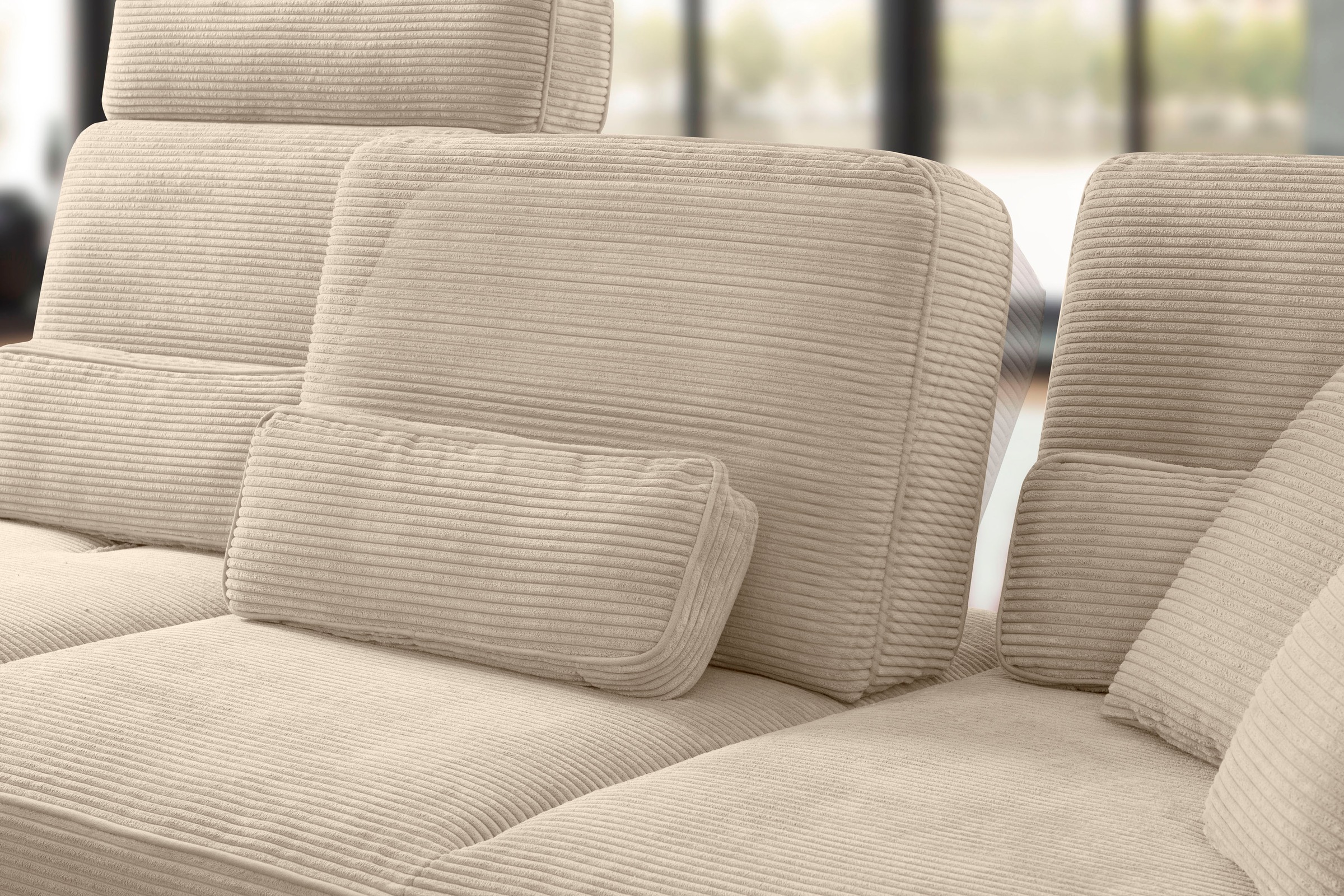 set one by Musterring Ecksofa »SO 4500, Füße schwarz matt, inkl Schwenkrückenfunktion, Cord, L-Form«, wahlweise mit Kopfstütze/Armteilverstellung/Rückenneigung