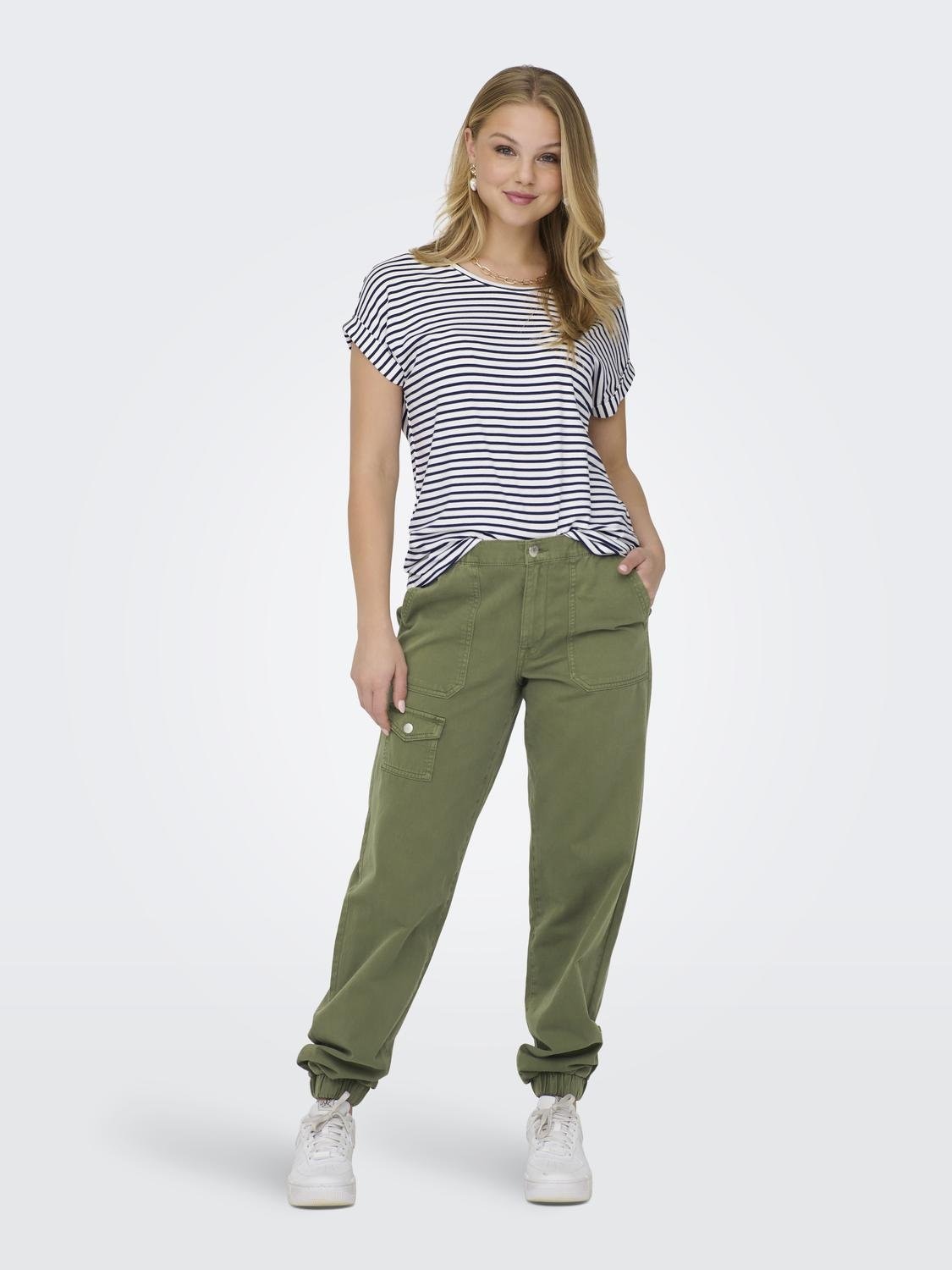 ONLY Kurzarmshirt »ONLMOSTER STRIPE S/S O-NECK TOP JRS NOOS« gestreift, lässig geschnitten, Jersey, Rundhals, Viskosemischung