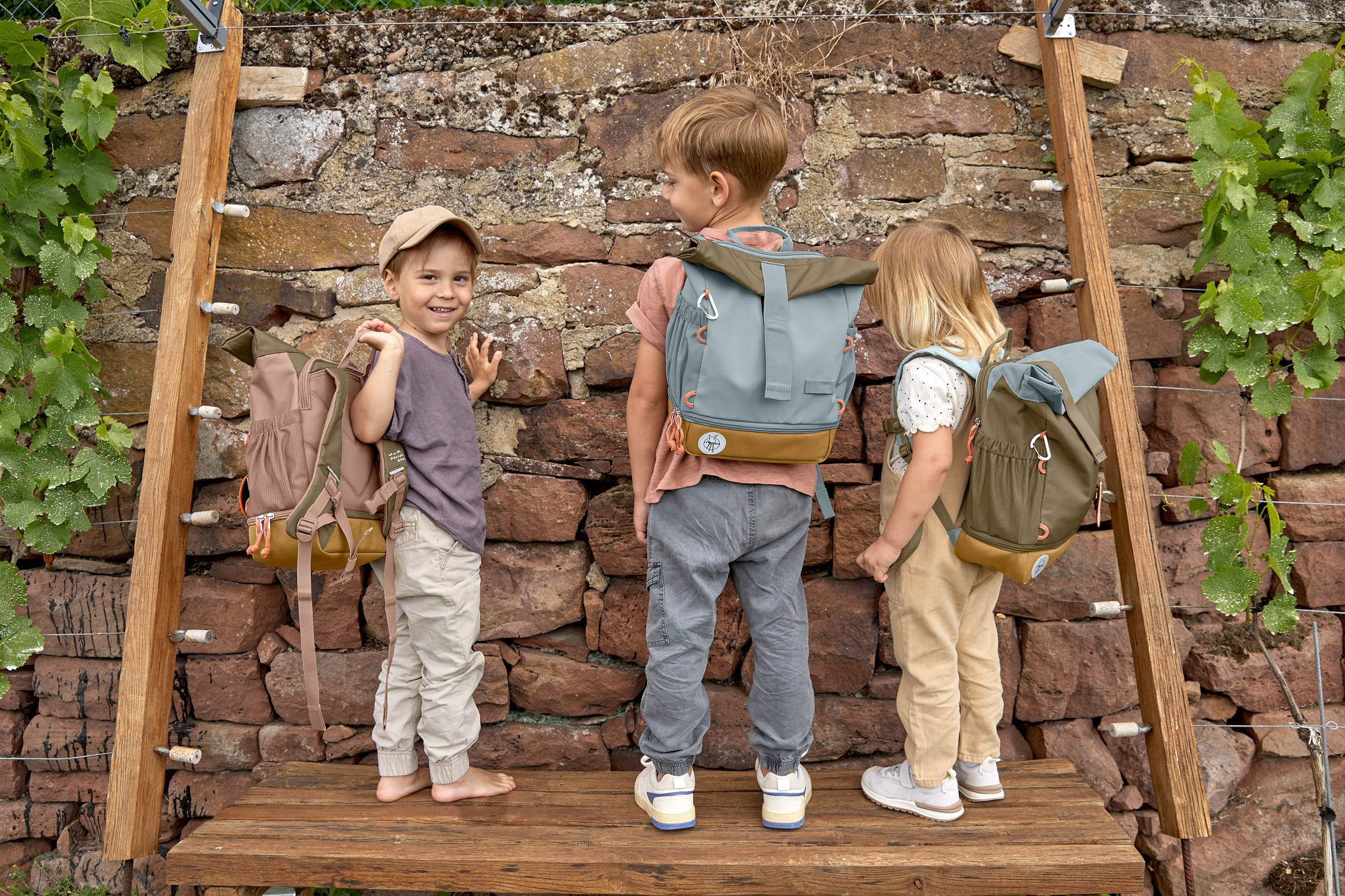 LÄSSIG Kinderrucksack »Nature, Mini Rolltop Backpack, Hazelnut« Reflektoren aus recycelten PET-Flaschen