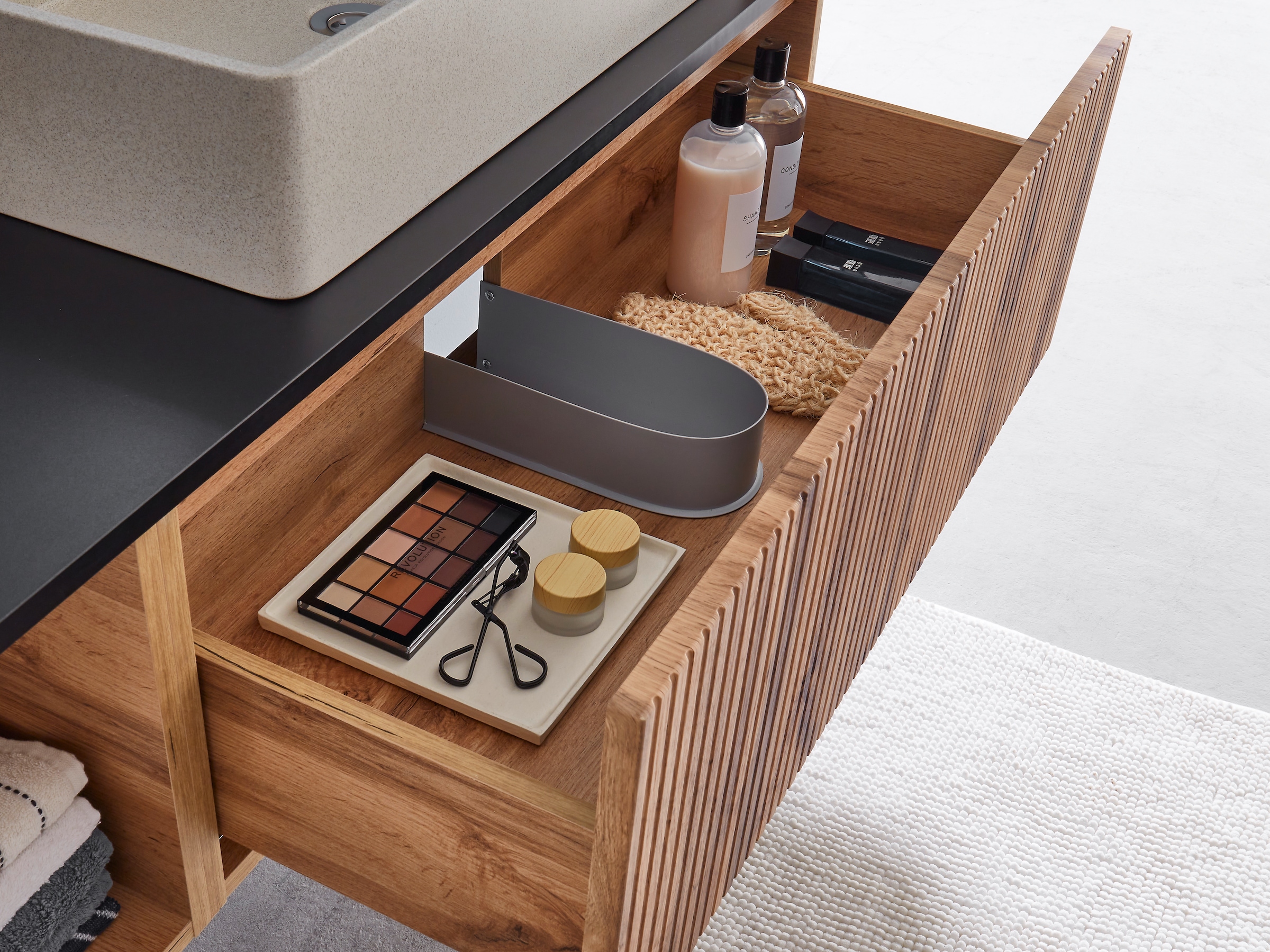 BASIC by Balculina Waschbeckenunterschrank »Loris BxHxT 120x34x47 cm« 1 Stk. tlg. Breite 120cm, Softclose, L/R montierbar