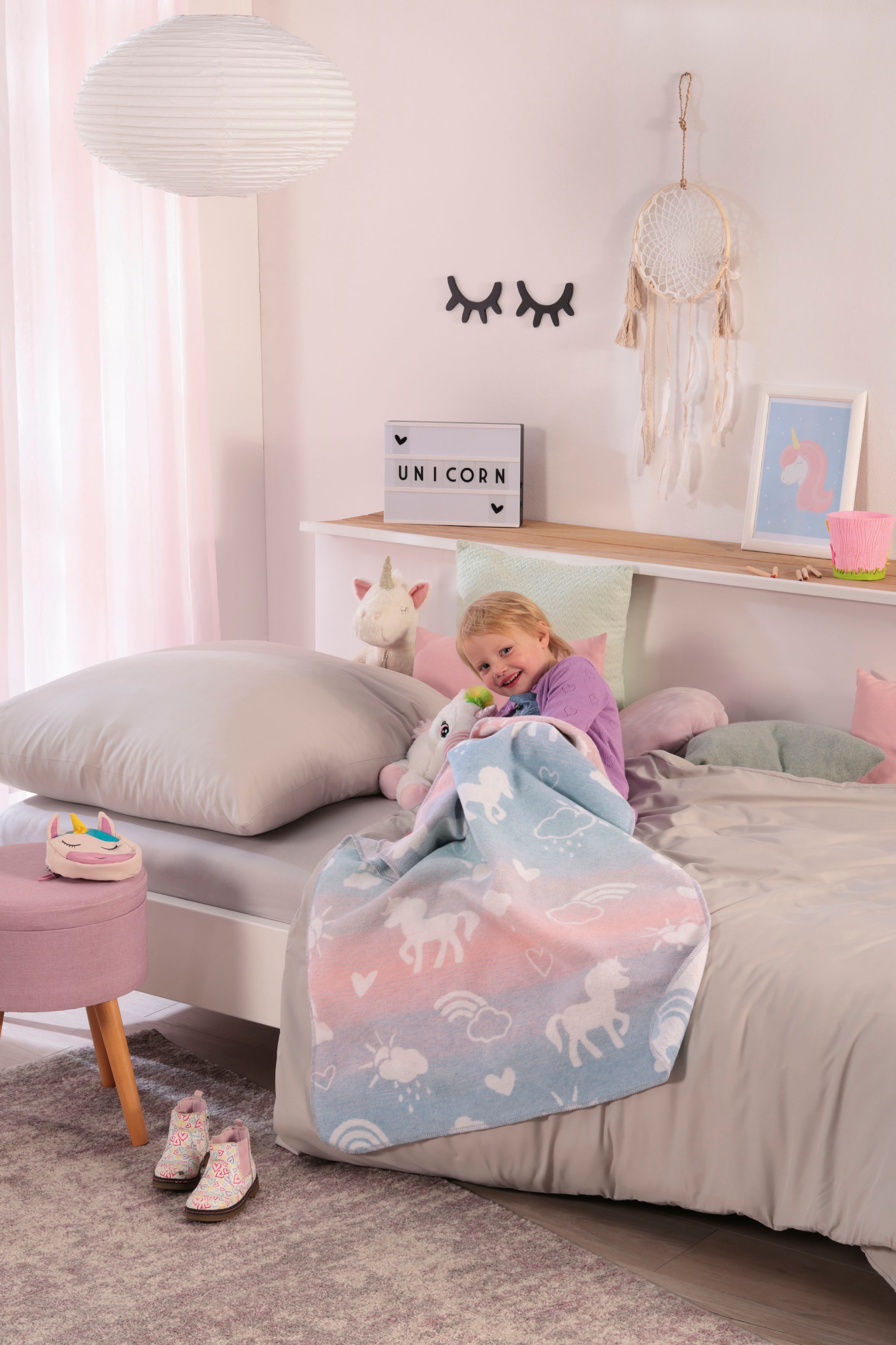 Biederlack Babydecke »Babydecke Sweet Unicorn«, Babydecke Sweet Unicorn mit Einhörnern und Regenbögen