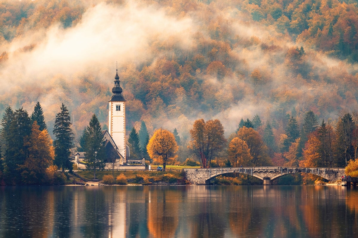 Papermoon Fototapete »Turm am See« günstig online kaufen