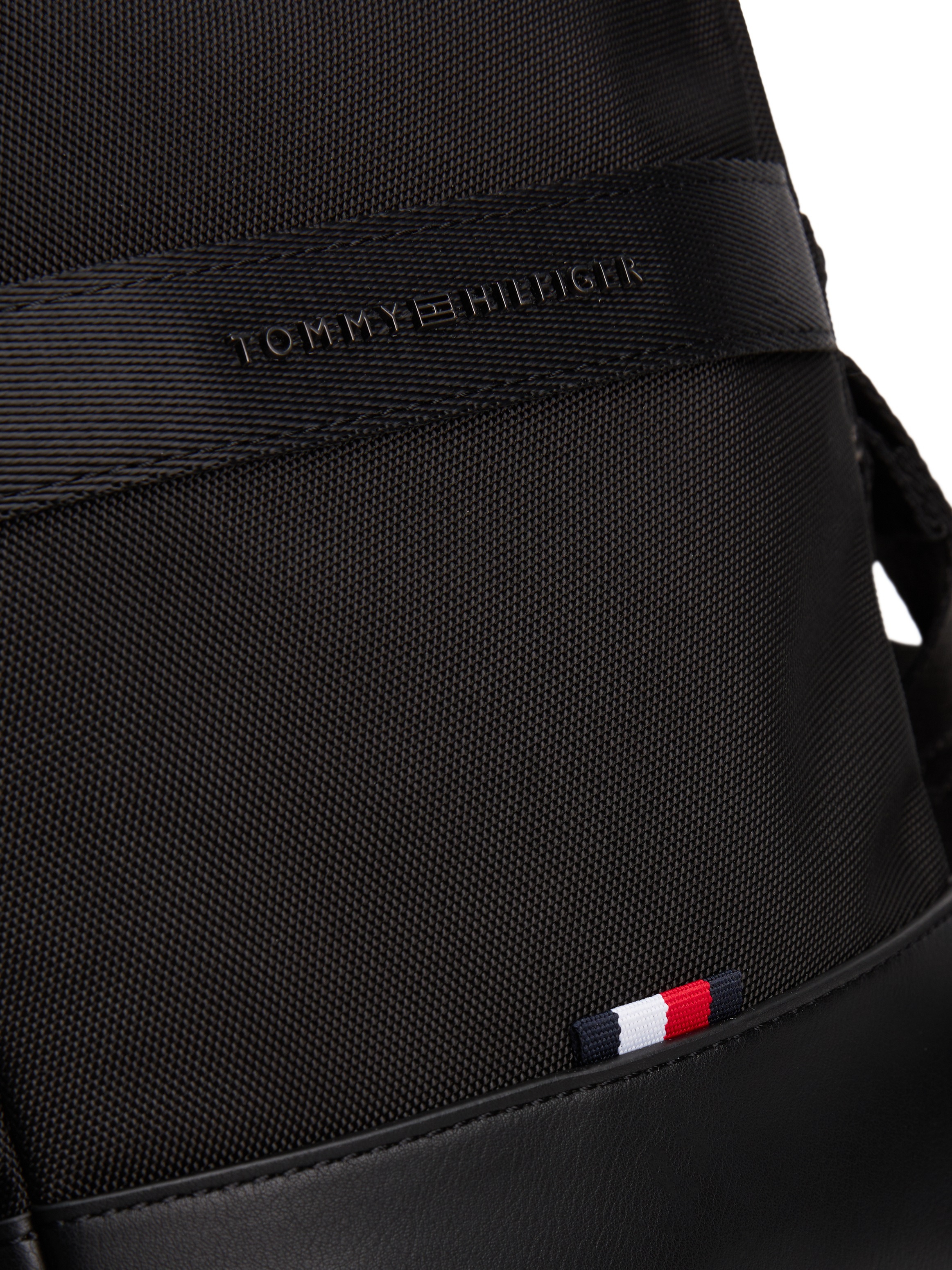 Tommy Hilfiger Umhängetasche »TH NYLON TRAVEL MINI REPORTER«, Men Schultertasche, Crossbody-Tasche mit Logoflag