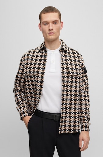 BOSS Ledergürtel »Connio« minimalistisch, Matte-Schliesse und Boss-Prägung auf der Lederschlaufe