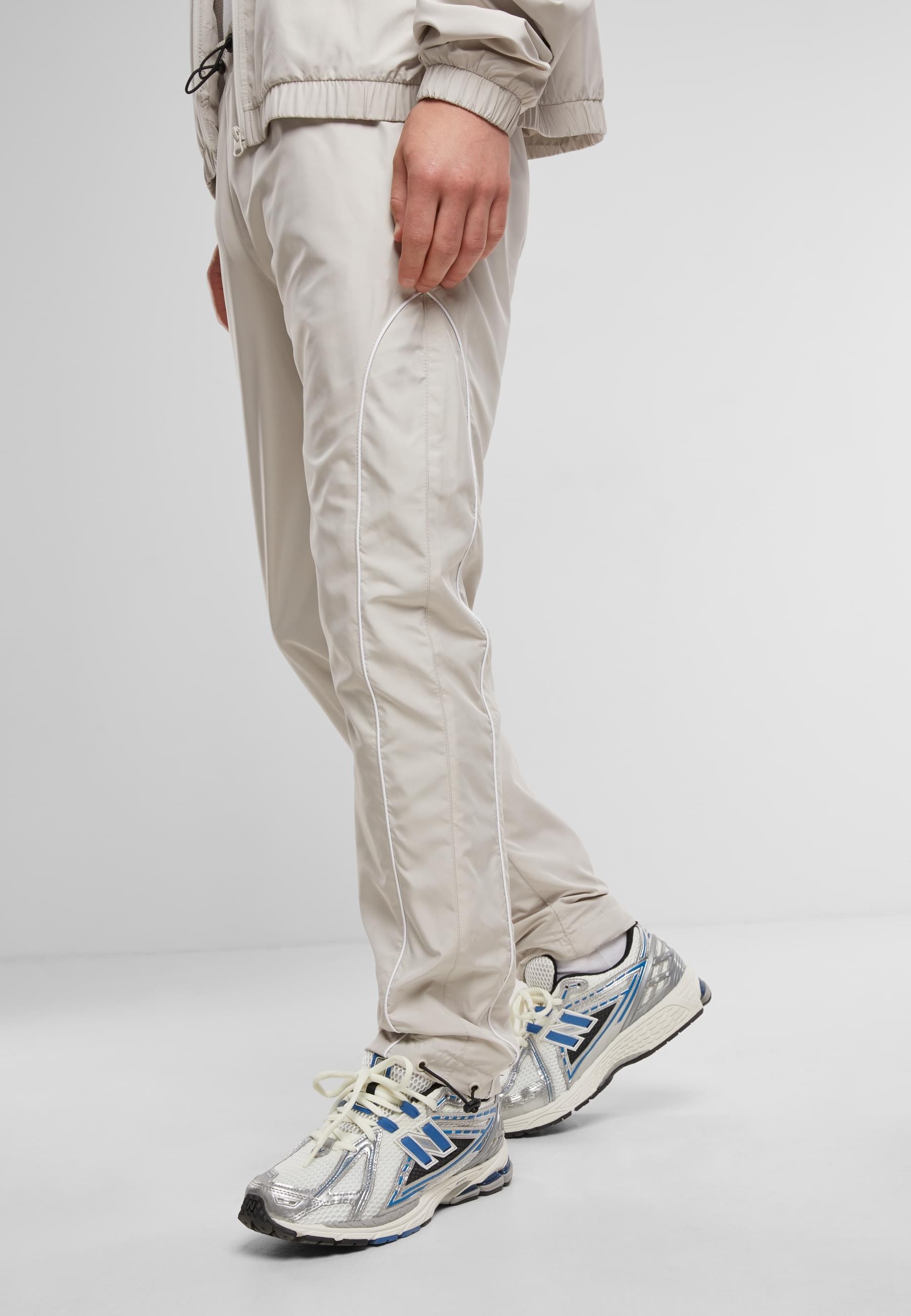 URBAN CLASSICS Jogginghose »Urban Classics Piped Panel Trackpants«