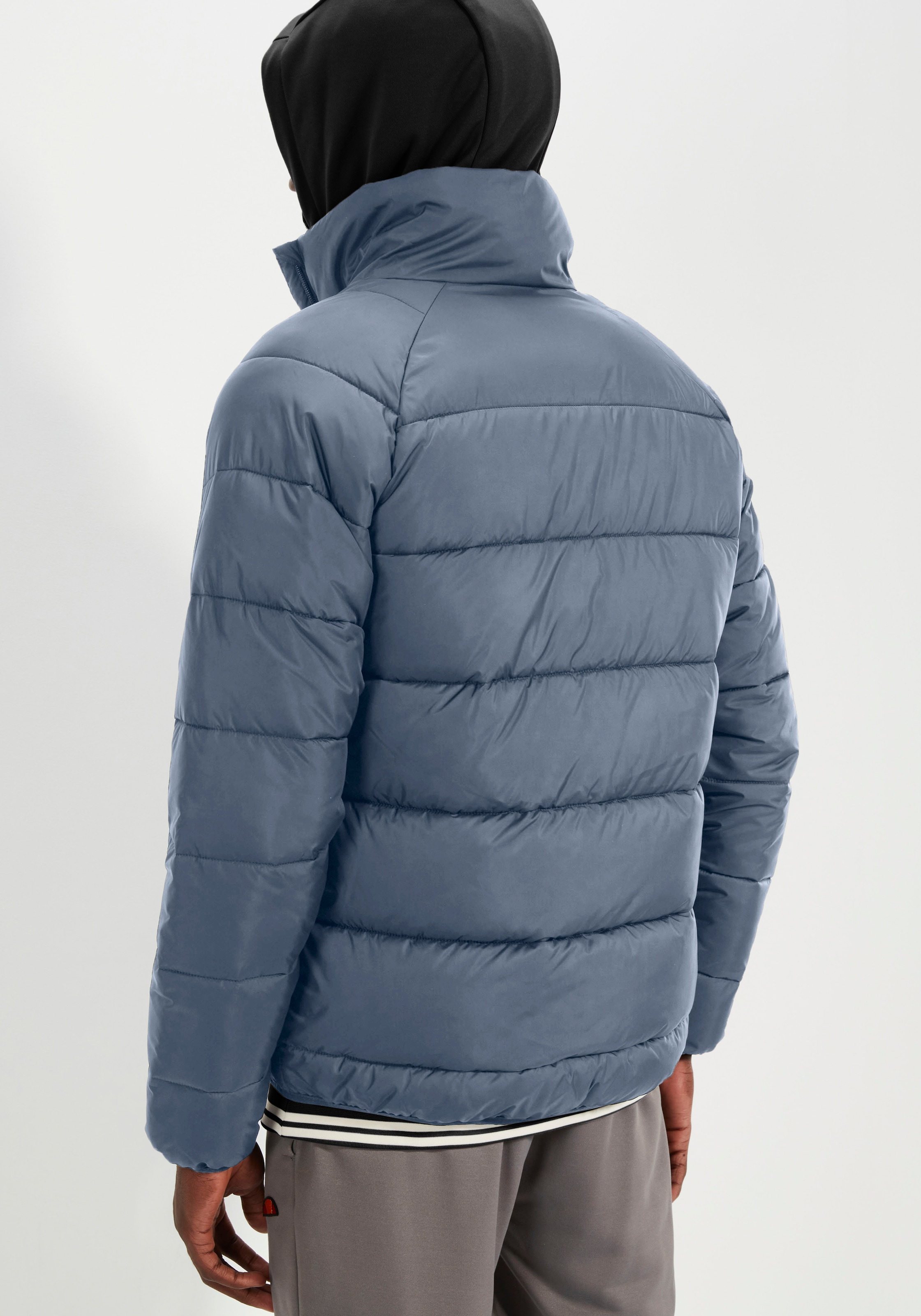Ellesse Outdoorjacke »LALIZO JACKET« mit Stehkragen und Rundhalsausschnitt, schnell trocknend
