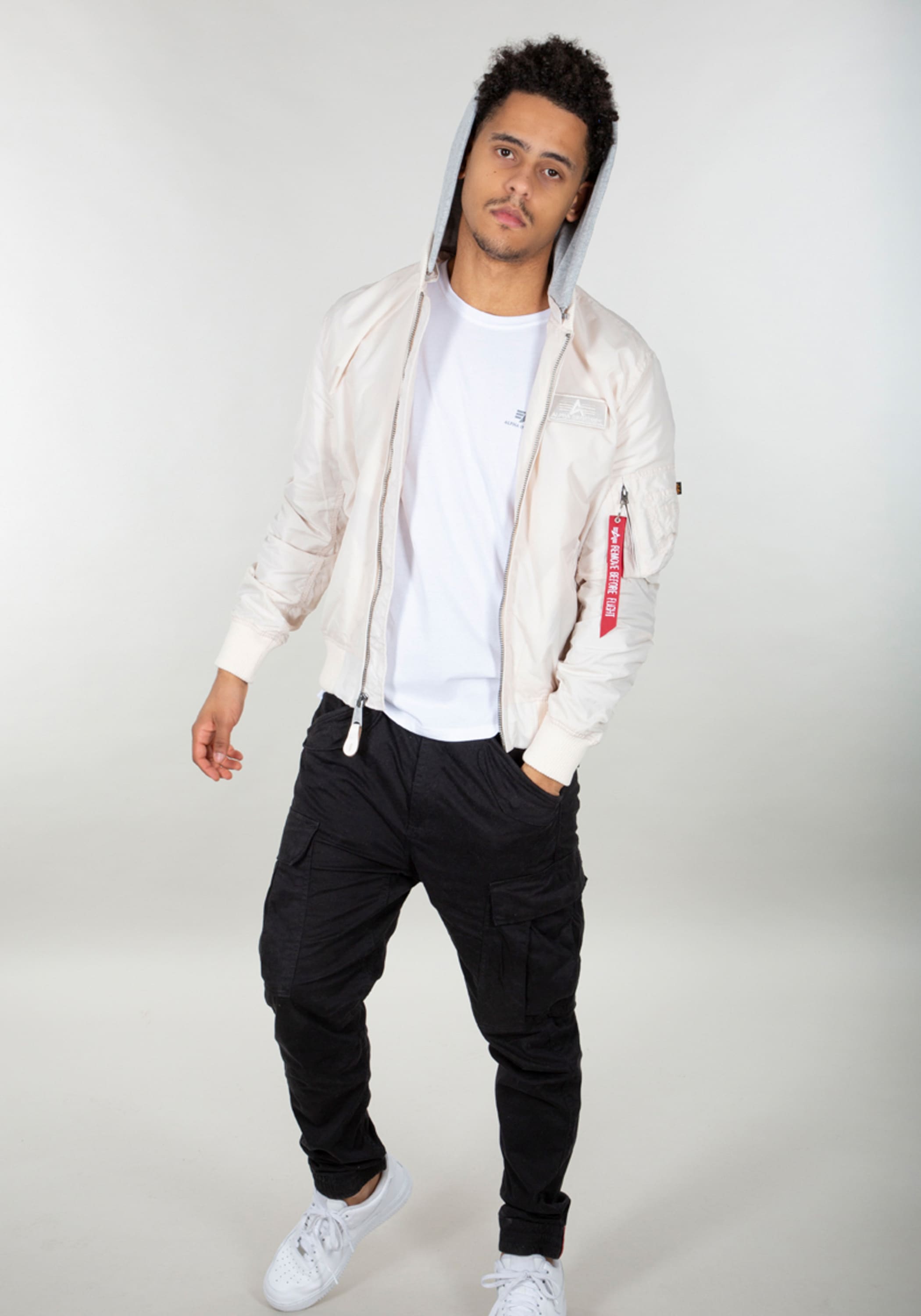 Alpha Industries Bomberjacke »MA-1 TT Hood Light«