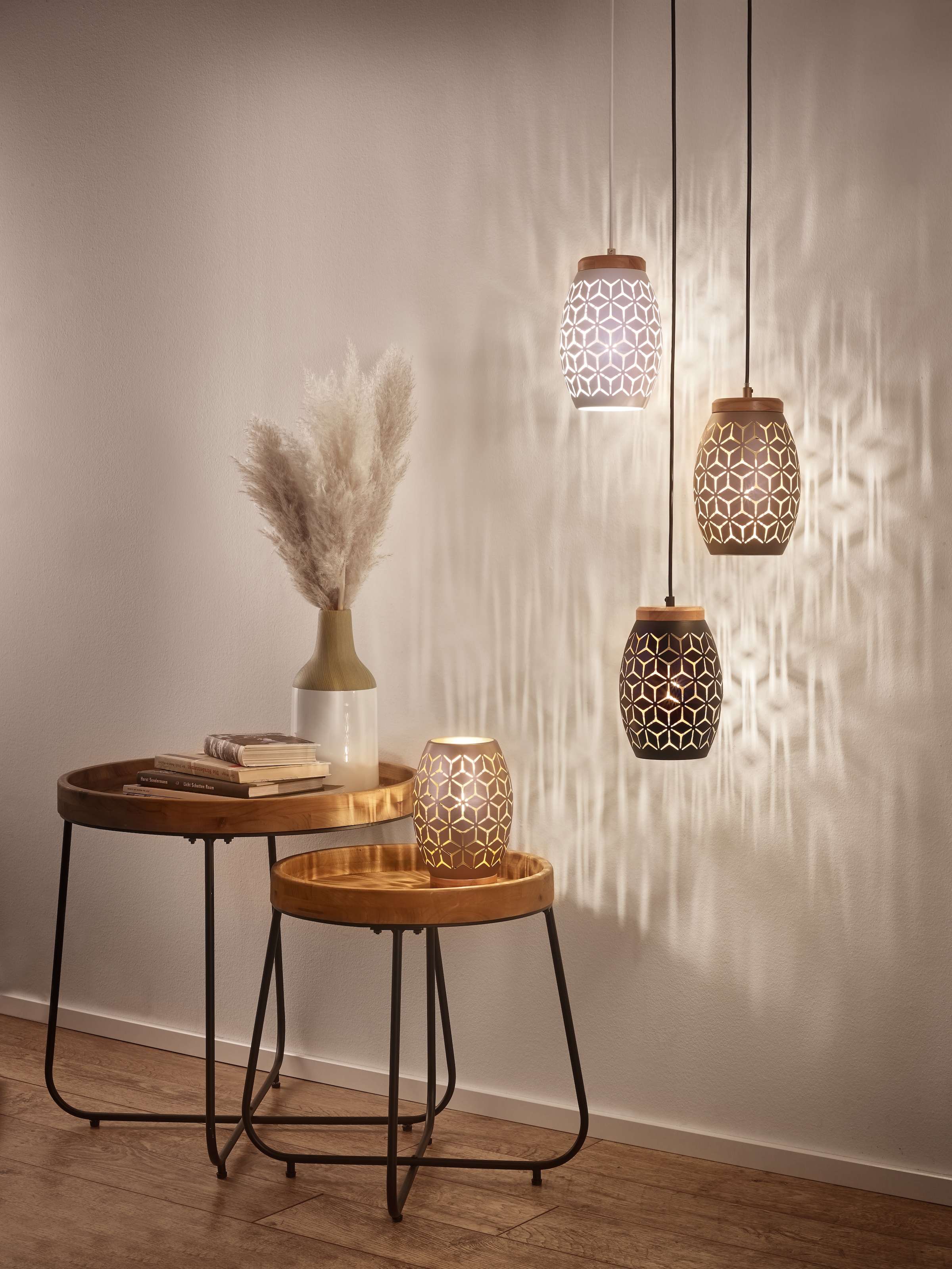 MIRRORS AND MORE Beistelltisch »Jette« 1 Stk. tlg. hochwertige Echtholzplatte