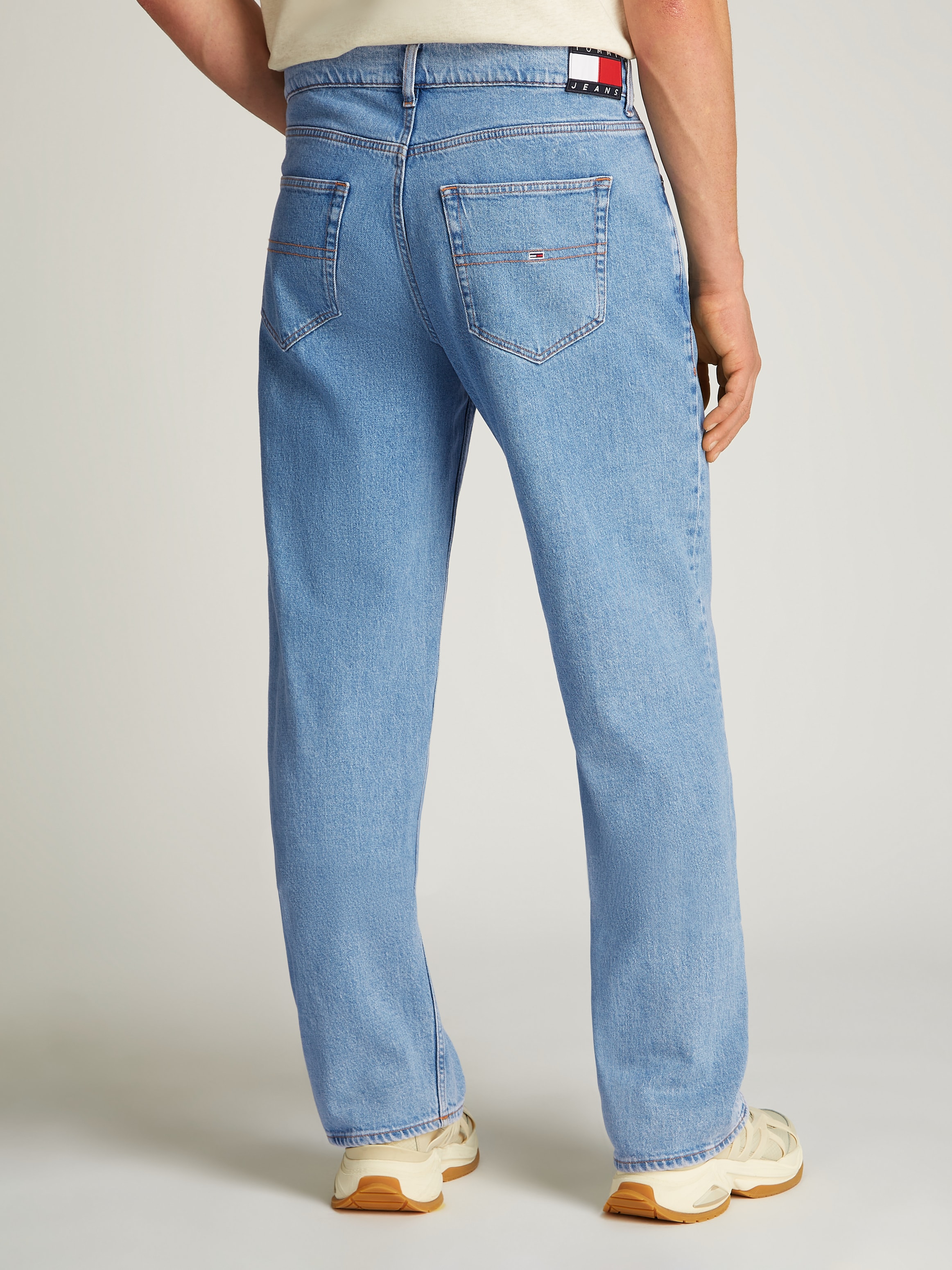 Tommy Jeans Loose-fit-Jeans »Jamie Loose Straight«, in blauer Waschung