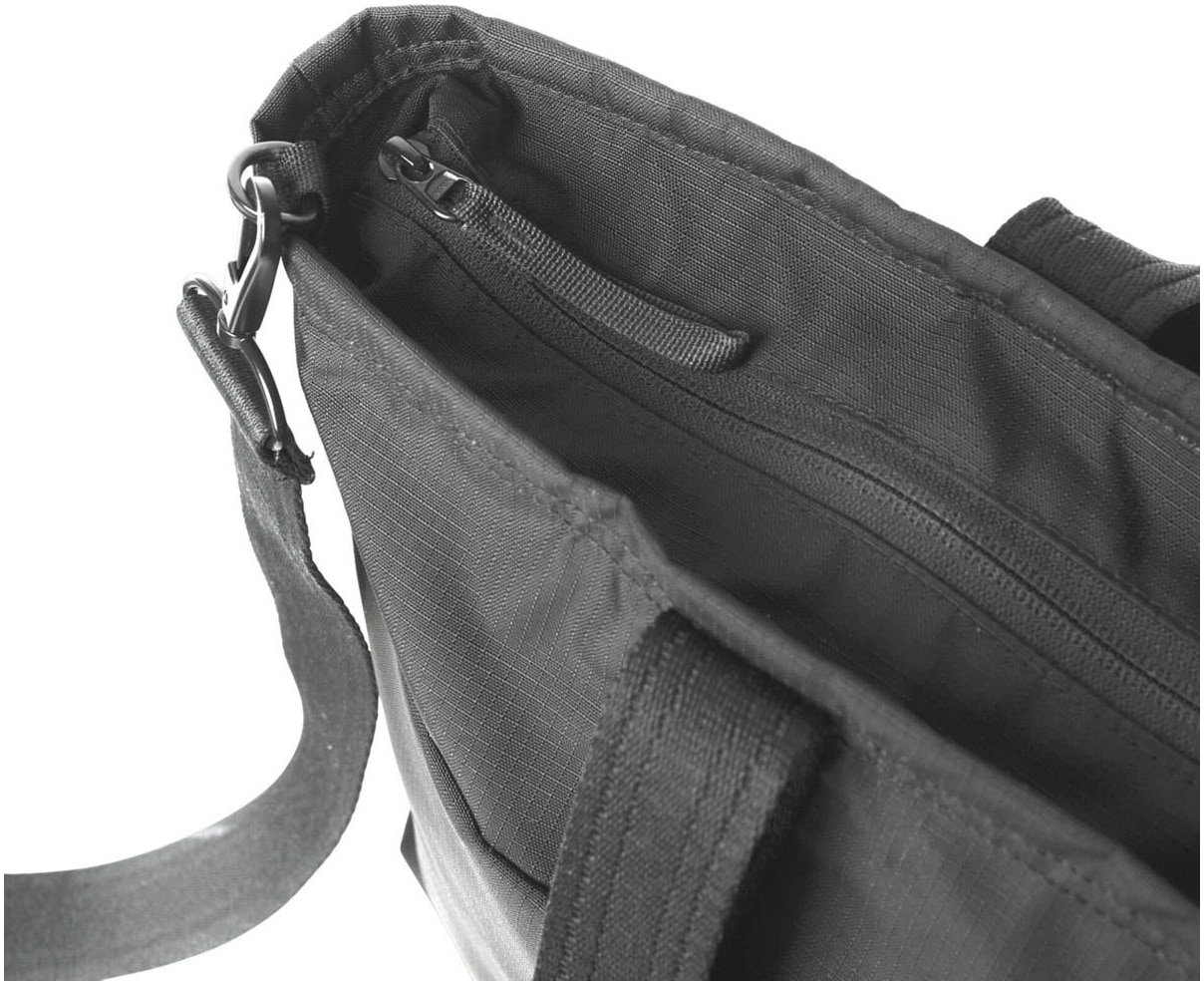 MOMENT Reisetasche »Everything Travel Tote 19L«