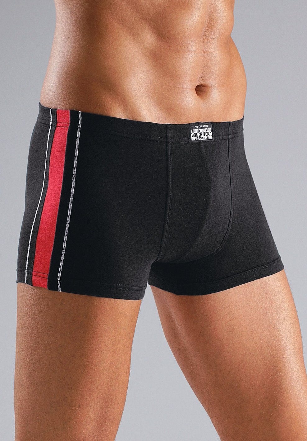 AUTHENTIC UNDERWEAR Boxer, Streifen im St.), (Packung, mit seitlich %Sale kontrastfarbigen jetzt 4