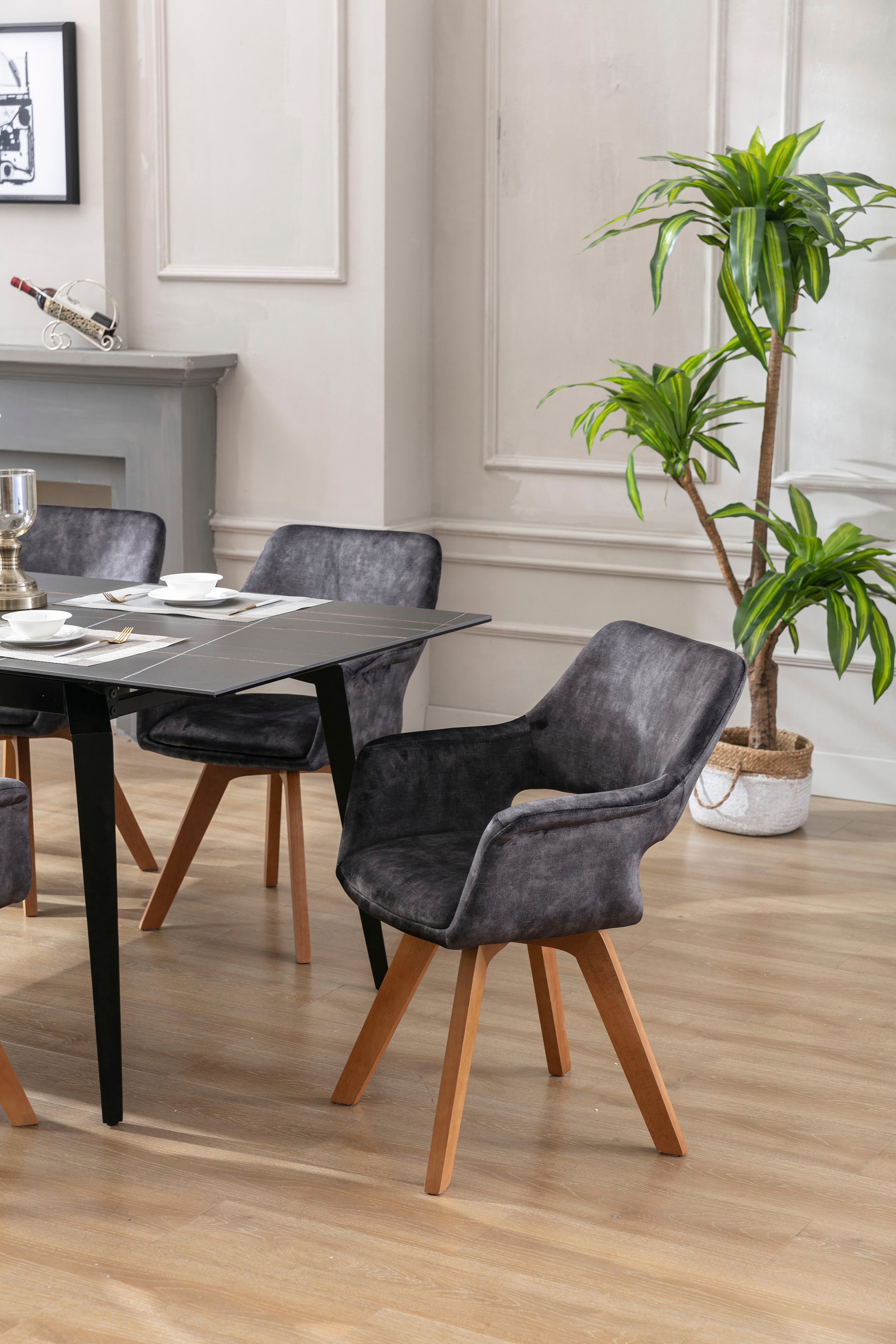 byLIVING Esszimmerstuhl »Klara«, (Set), 2 St., Samtstoff Velvet, 2er-Set, g günstig online kaufen