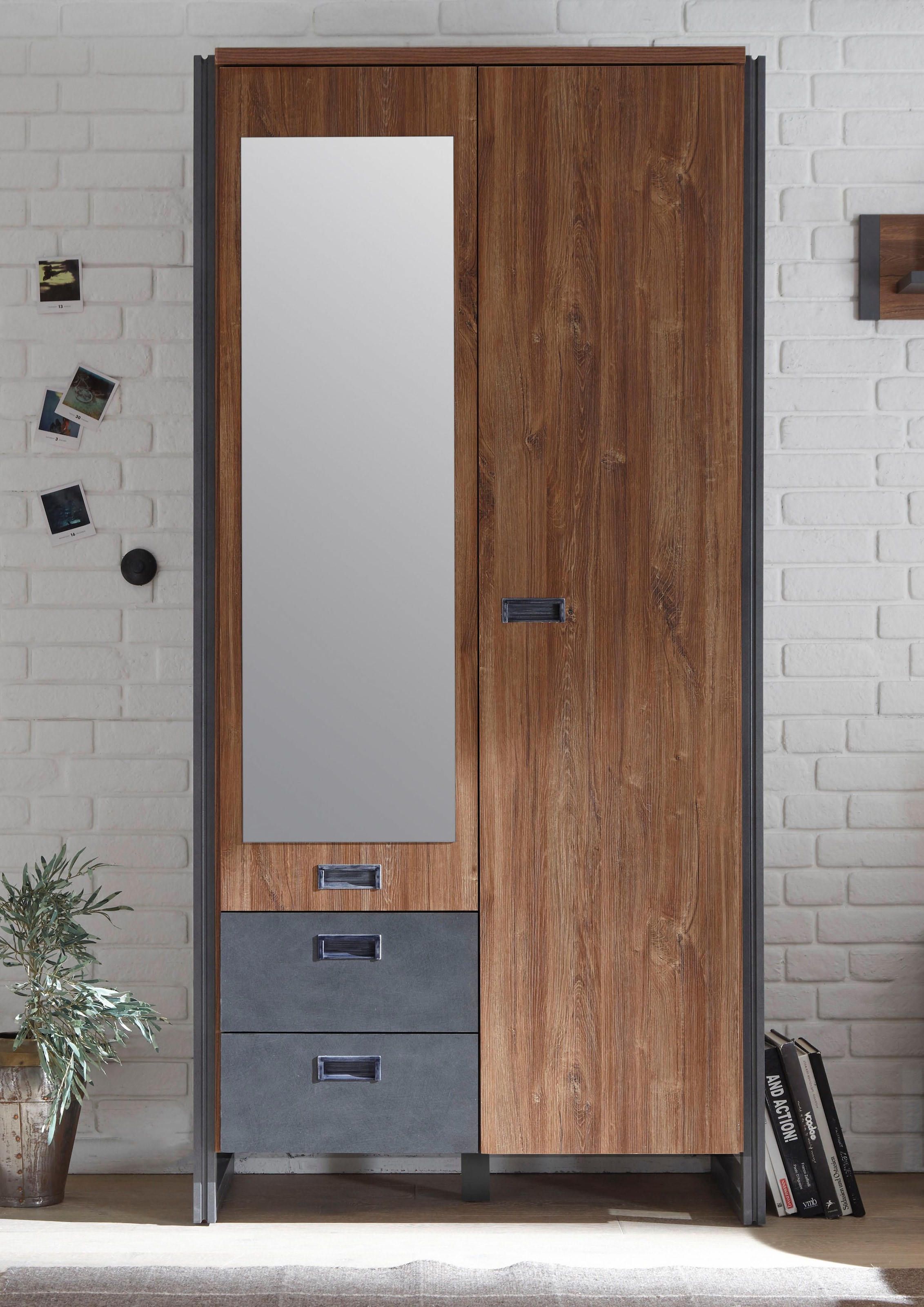 Home affaire Drehtürenschrank »Detroit Schubladen in Schieferoptik, Metallgriffe«, Kleiderschrank mit Spiegel Garderobe in den Breiten: 99/143 oder 232cm